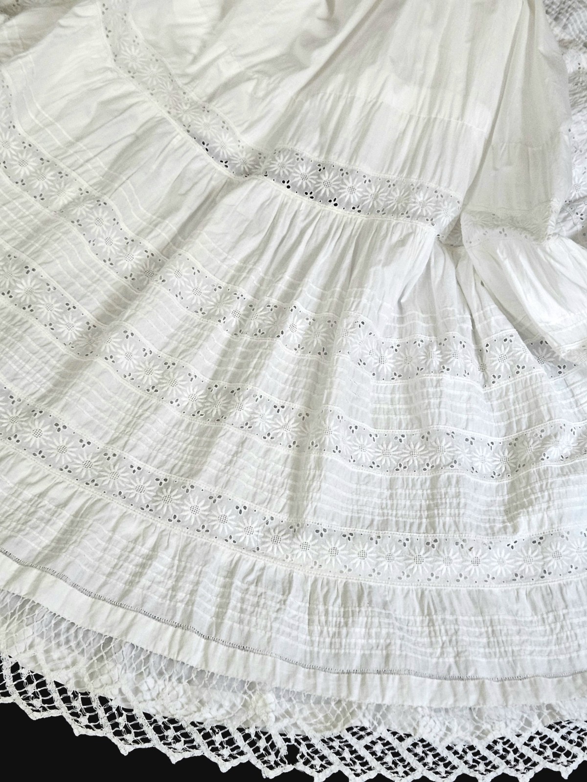 Antique Edwardian Victorian 1900s White Cotton Eyelet Lace Petticoat Altered