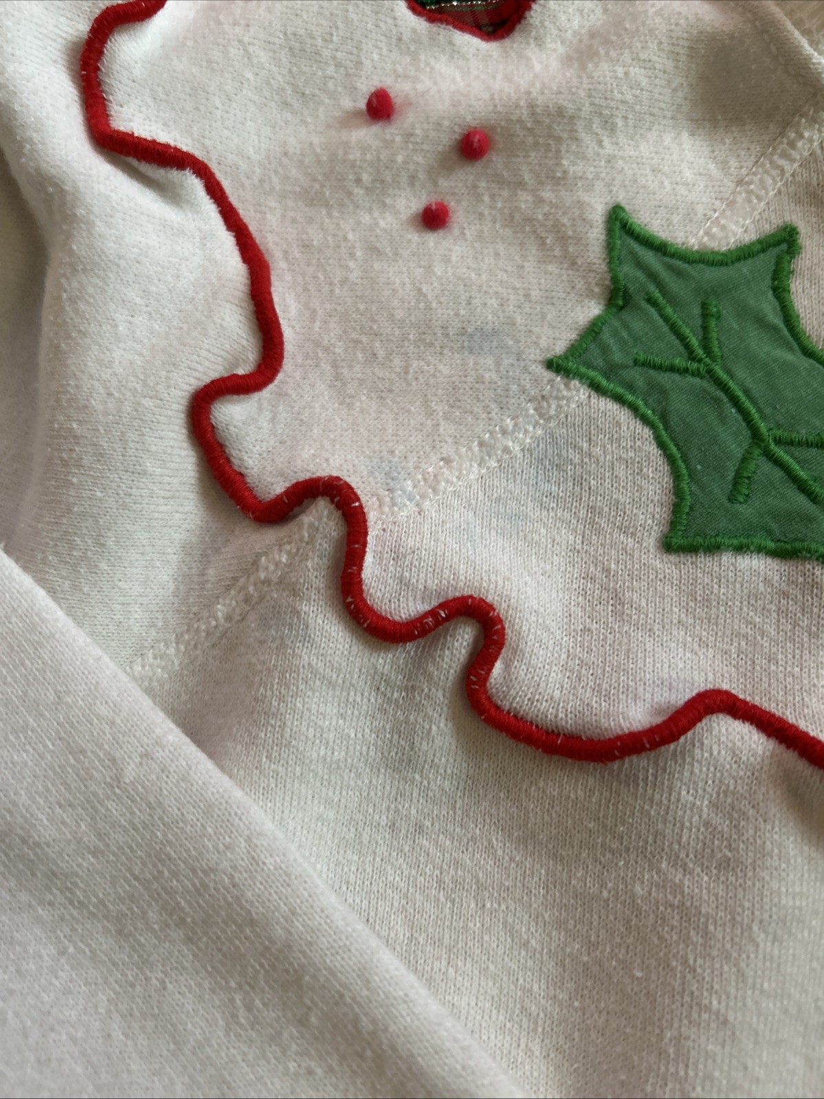 Vtg 80s Pannill Women’s XL Holly Holiday Christmas Raglan embroidered sweatshirt