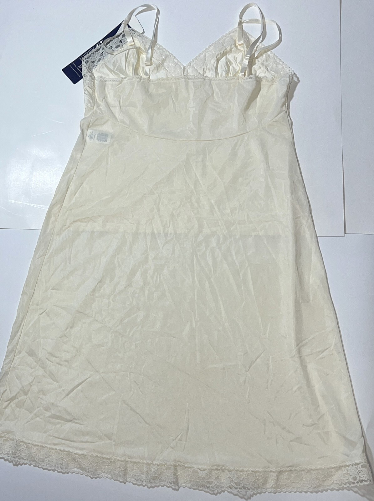 VTG Vanity Fair C. Glow Full Slip Dress 38 Nylon Floral Lace Lingerie 10-103 24″