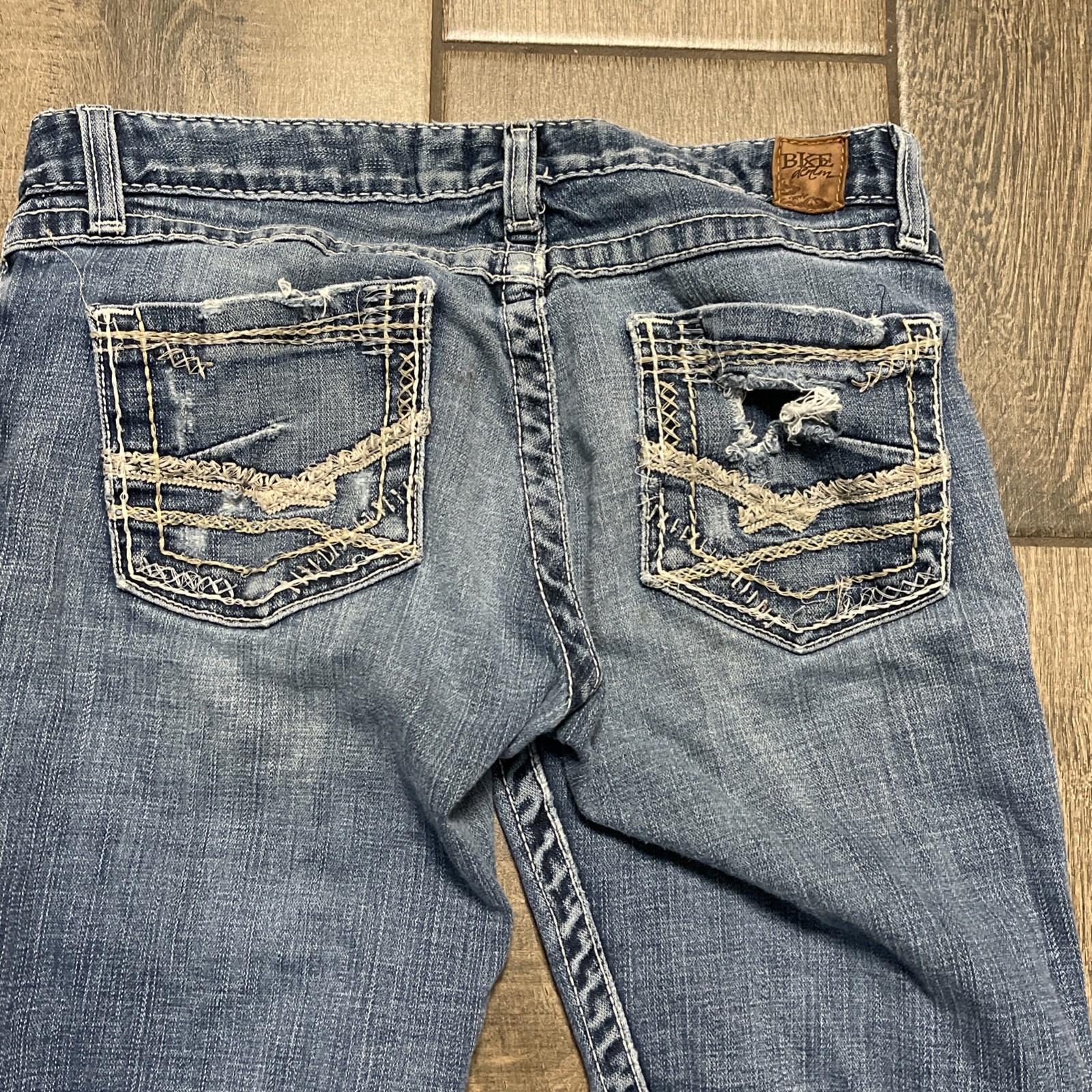VTG BKE Madison Jeans Womens Sz 29×31.5 Flared Distressed Holes Tears Fraying