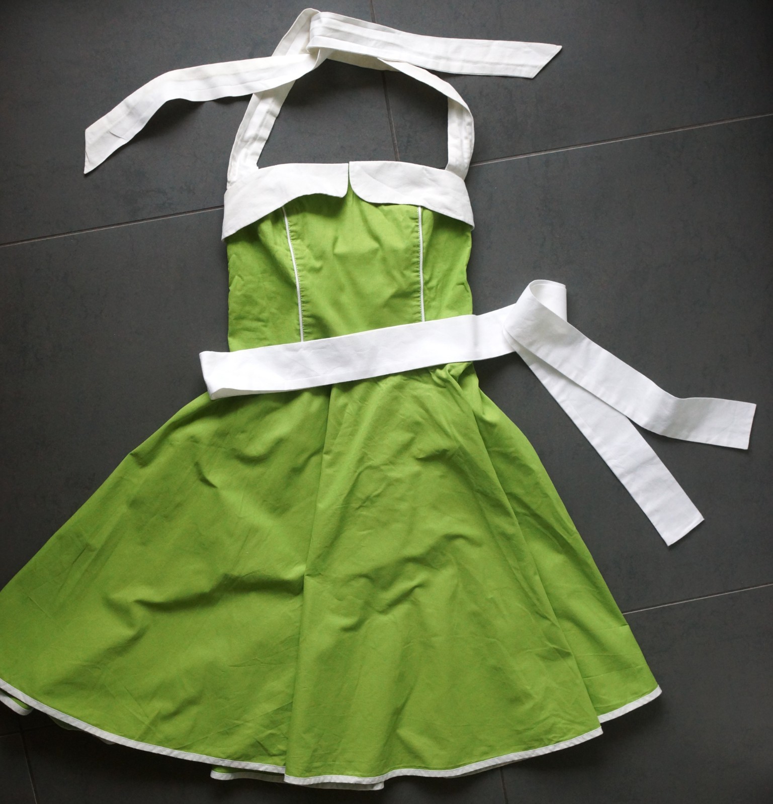 Atelier Belle Couture Petticoat Dress Size S/M Green Rockabilly 50s/60s