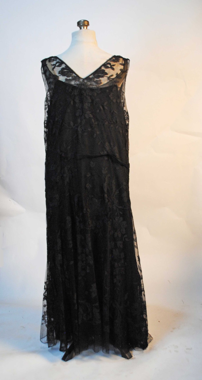 VINTAGE FLORAL BLACK ALENCON NET LACE PARTY DRESSES, CIRCA 1935s