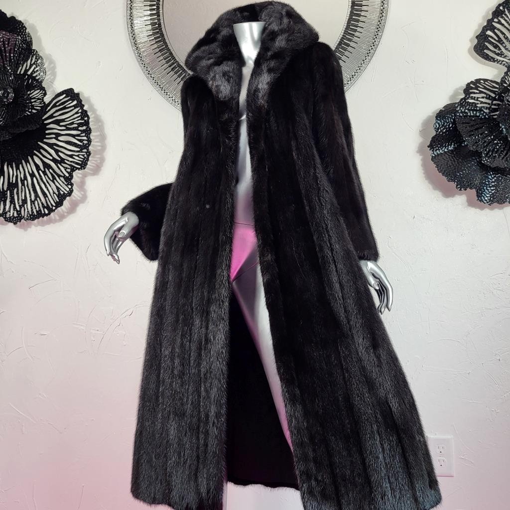 PARISIAN FURS~M/L~STUNNING VINTAGE BLACK GENUINE REAL FULL LENGTH MINK FUR COAT