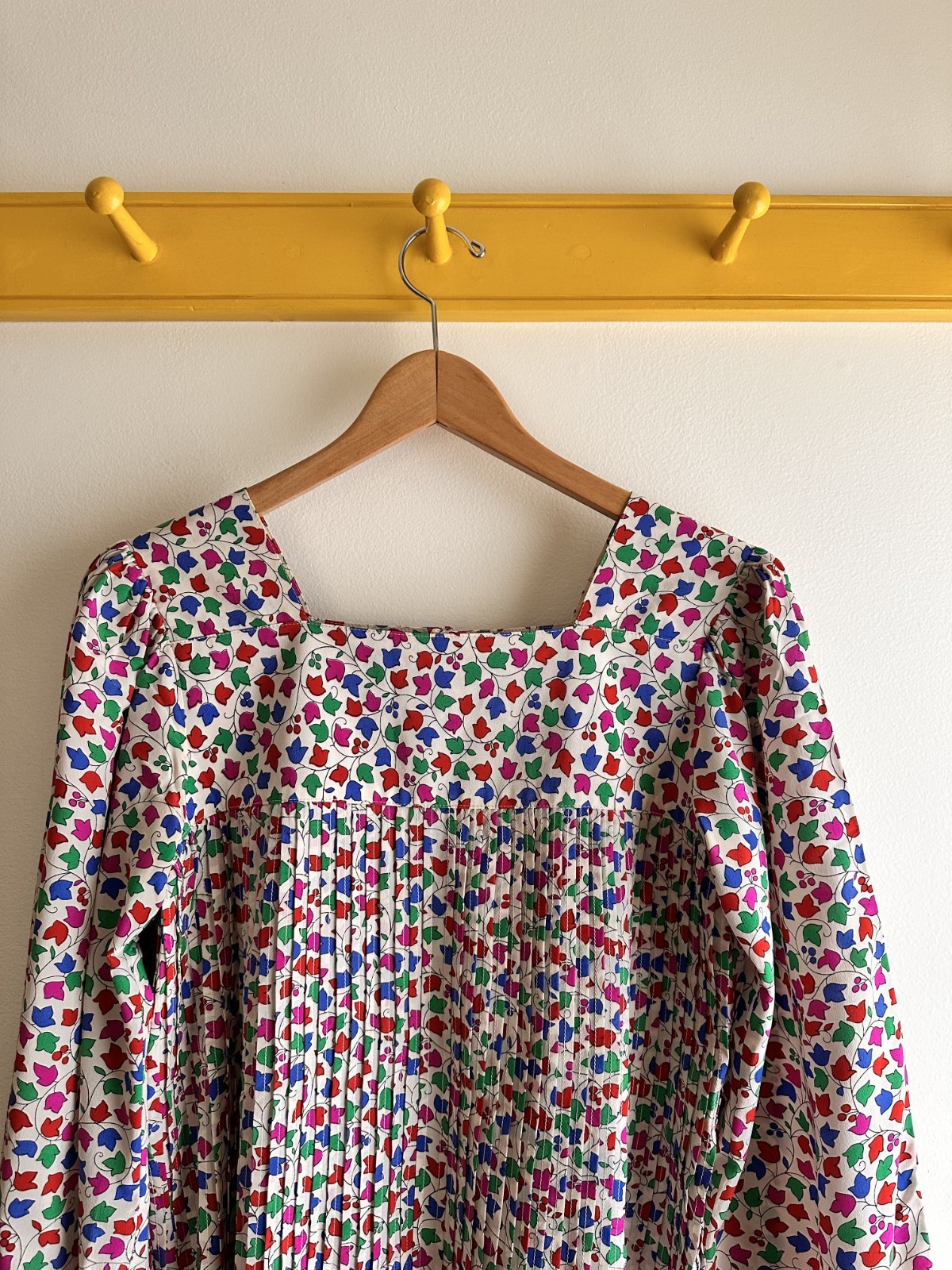 Vintage 80s YVES SAINT LAURENT YSL Rive Gauche made in France floral silk dress