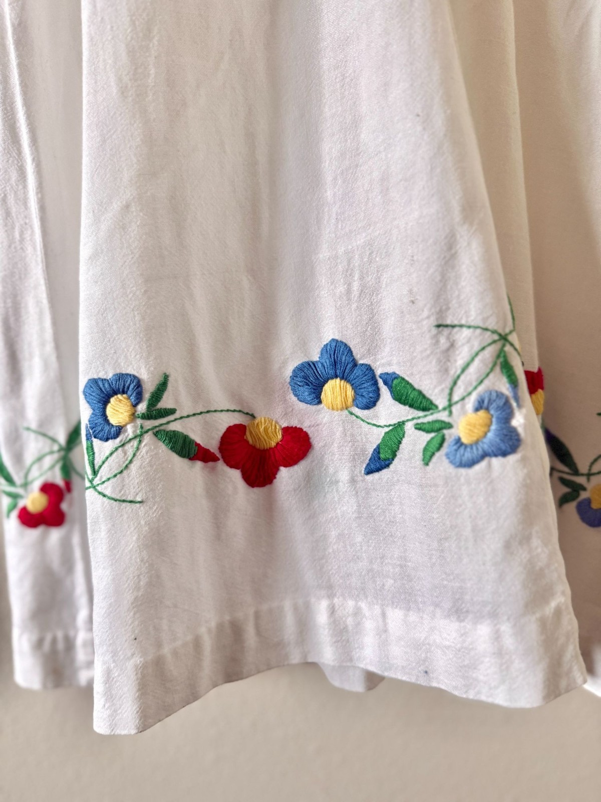 Vintage 1940s Short Sleeve Flour Sack Dress With Floral Embroidery Detail And Me