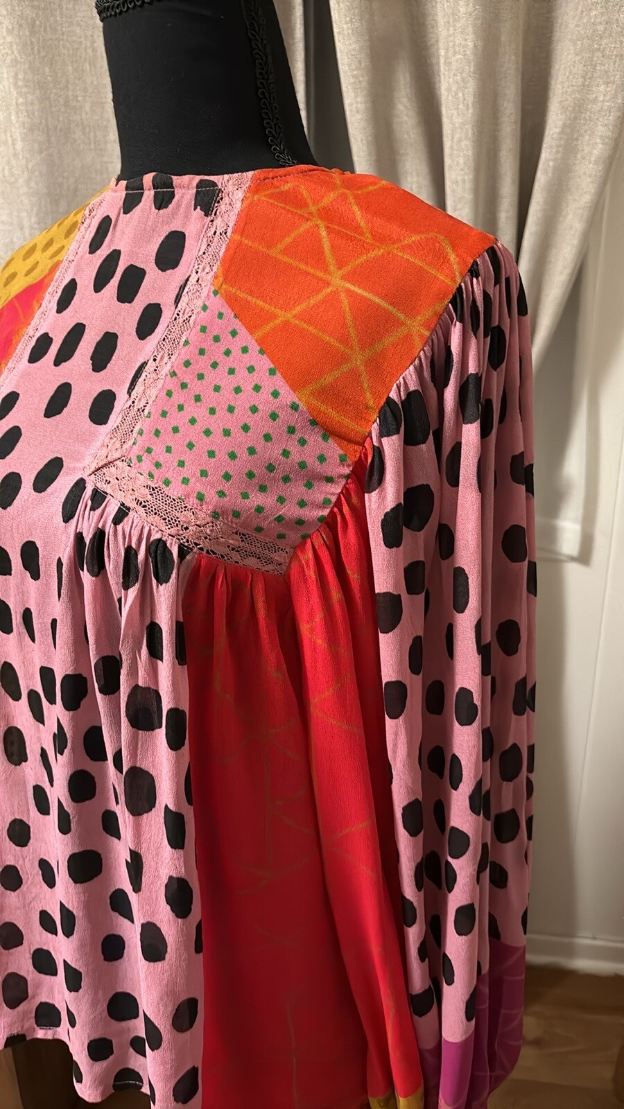 Woman’s Multicolor Balloon Long Sleeve Blouse
