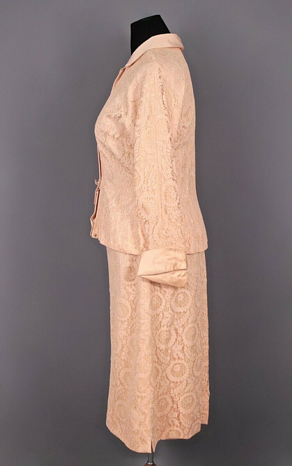 VTG Women’s 60s Light Pink / Beige Lace 2 PC Skirt Suit Sz L 1960s Outfit Set