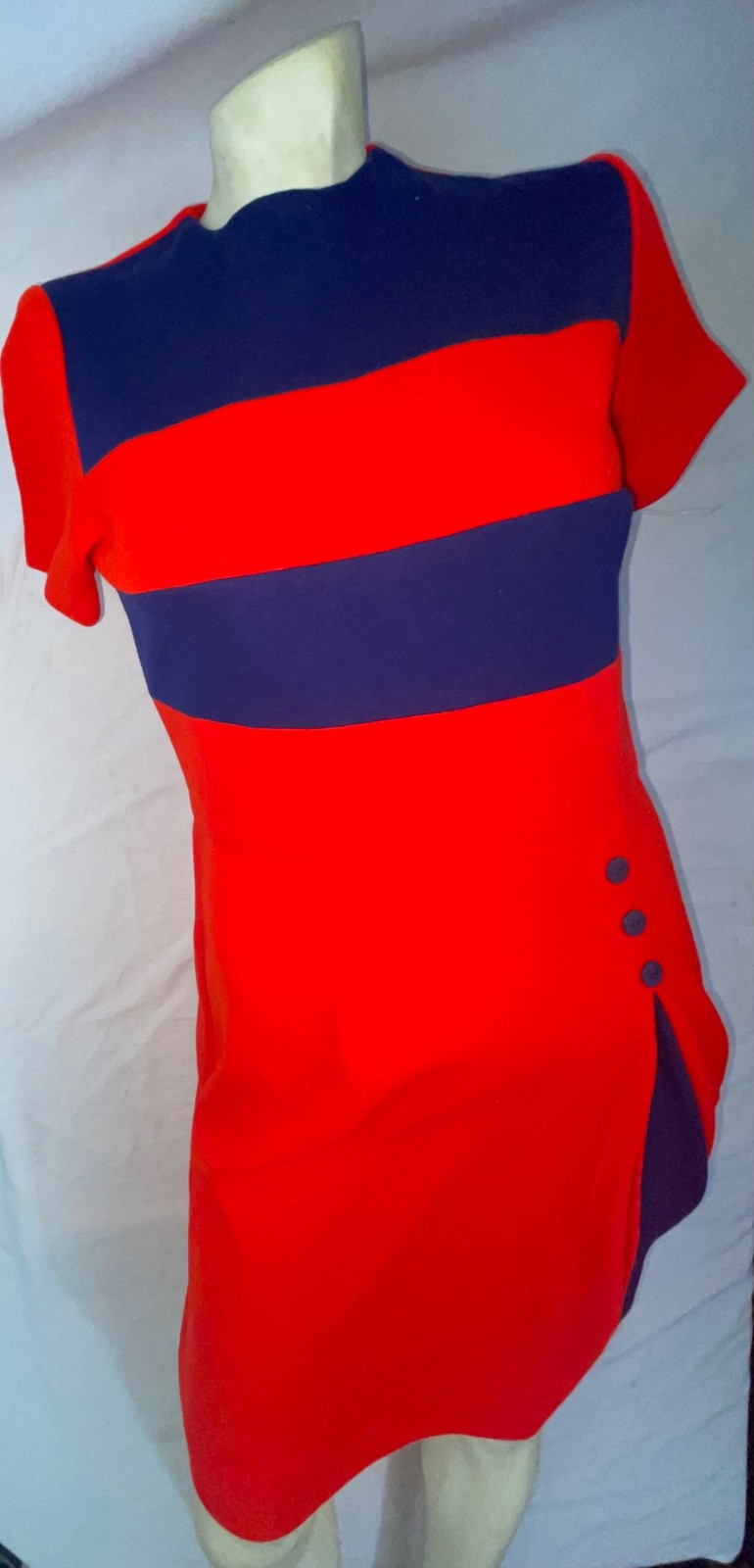 VTG 60S 70S WOMENS S RED BLUE STRIPE ACRYLIC DISCO RETRO GOGO MOD DRESS