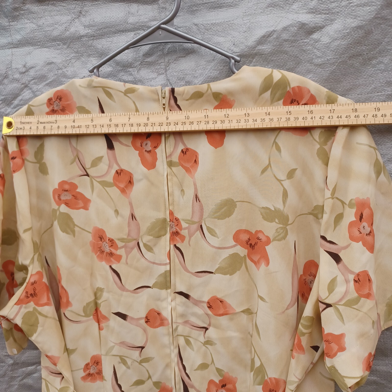 Vintage Lady Darian Dress 18W Cream Red Floral Tie Waist Tea Dress Shoulder Pads