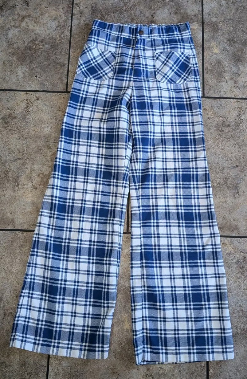 Pretty Please Late 60s/Early 70s Plaid Flared Pants Women’s 24″ Waist