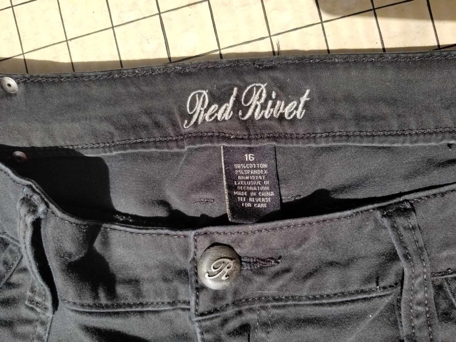 VINTAGE RED RIVET JEANS Black Size 16 Cargo Pockets 1990’s Emo Goth Punk