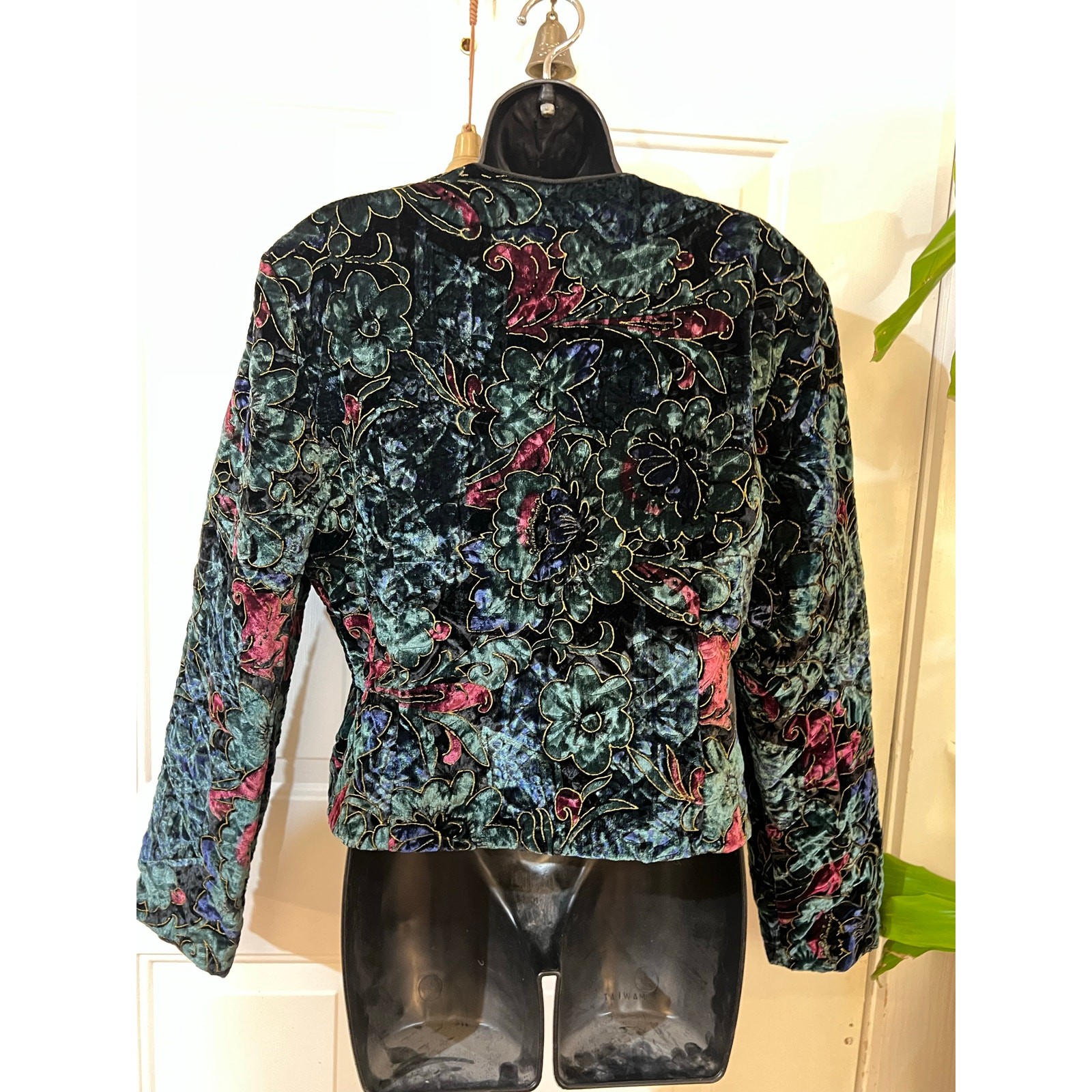 Vintage 90s Velvet Floral Tapestry Quilted Jacket M