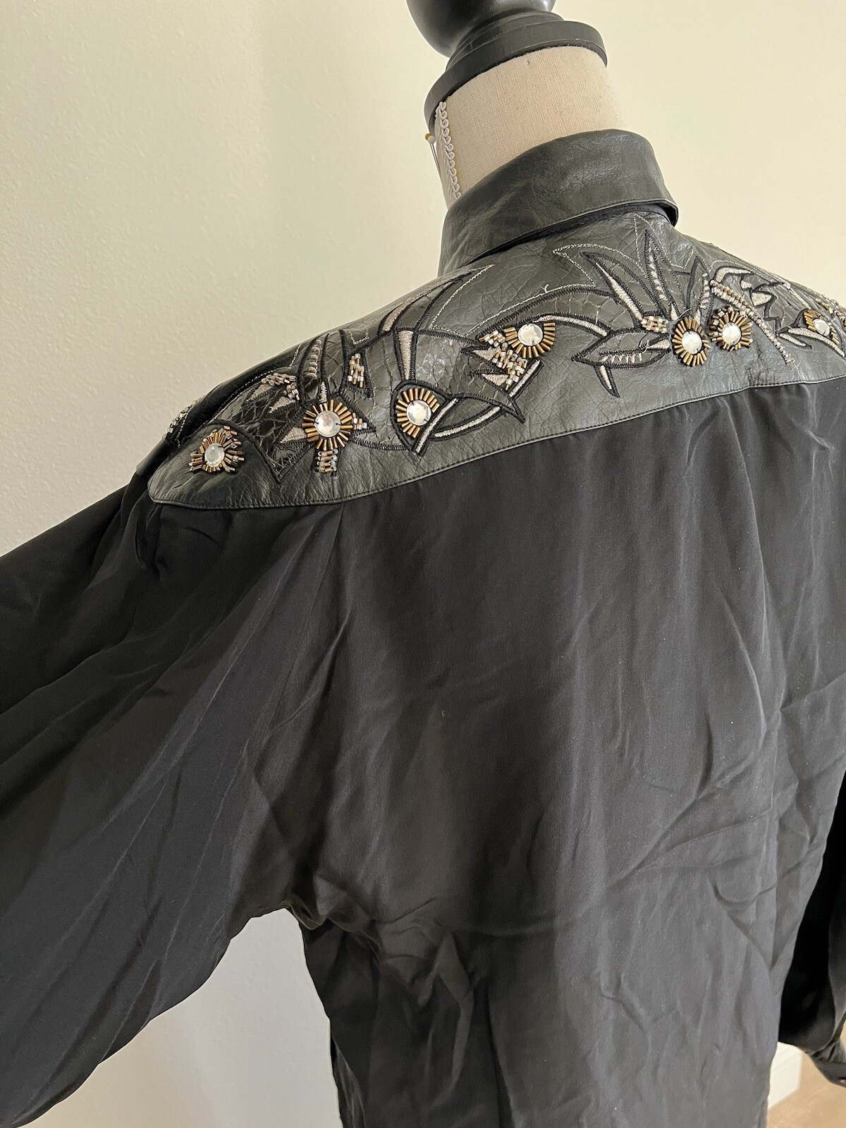 Le Jolly 100% Silk Leather and Snake Skin Skirt blouse set