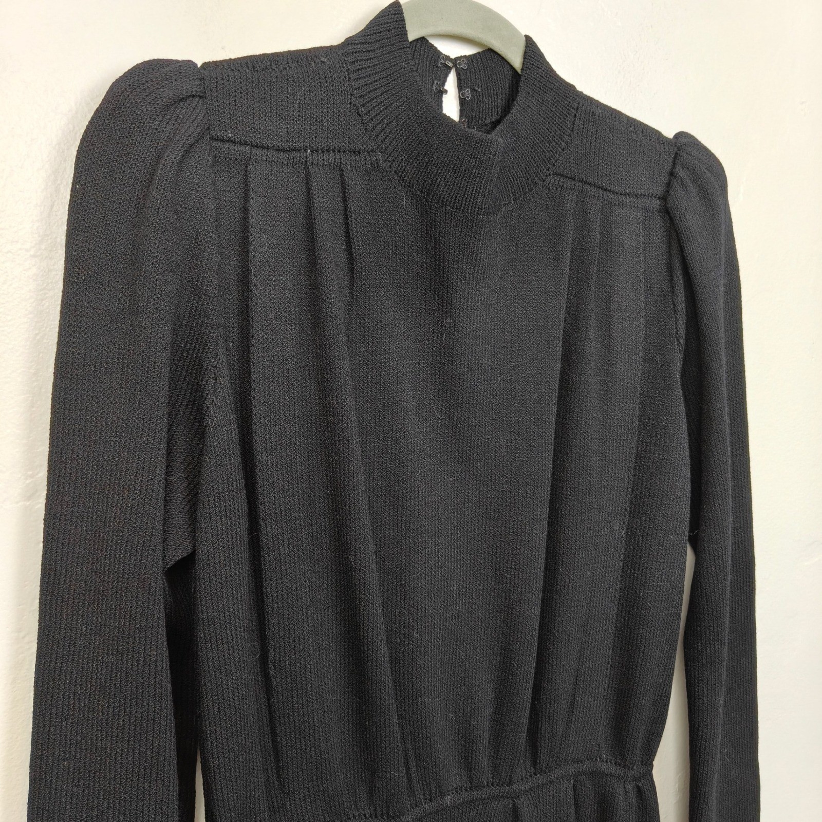 Vintage 80s St. John Womens Dress 8 Black Pleated Mock Neck Santana Knit Luxury