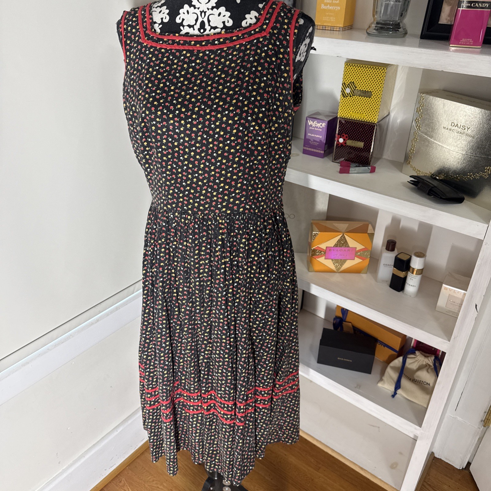 1950s Vintage red & Yellow Apple Ric Rac Patio Dress side zip no tags 40×31 Appr
