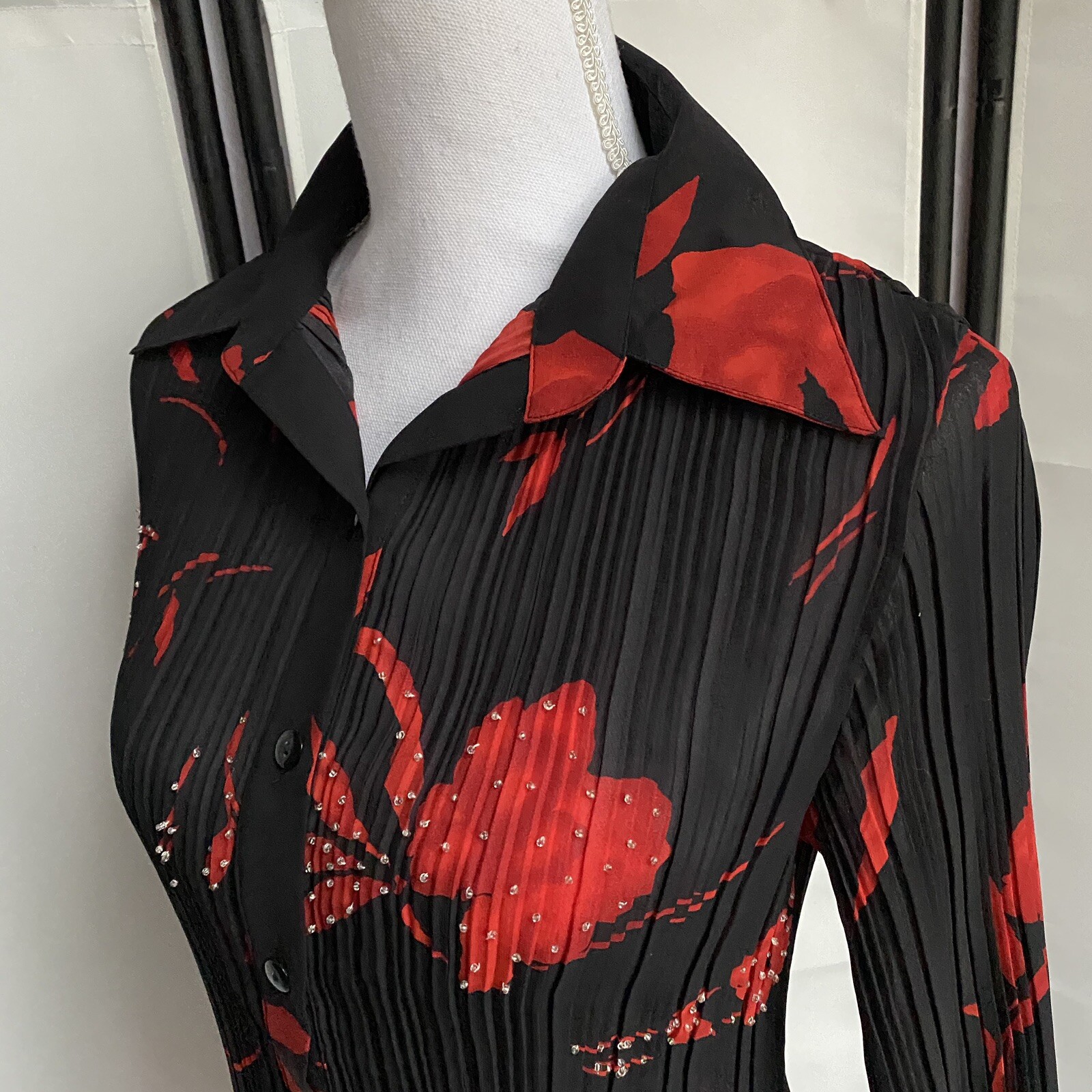 Patchington Vtg Womens Small See Through Top Black Red Button Up Shirt Floral E7