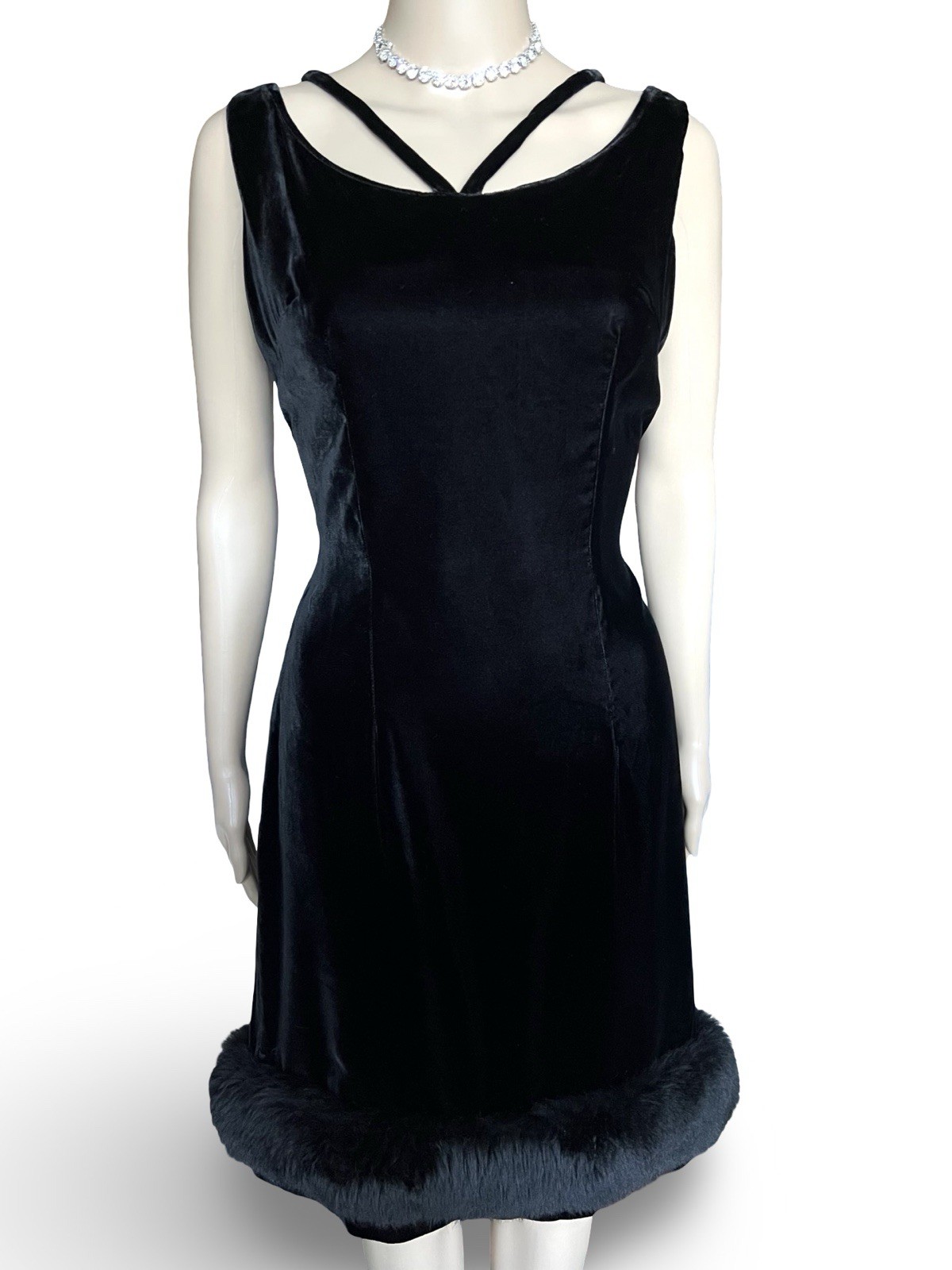 Vintage 1950s 50s Black Velvet Wiggle Dress W Fluffy Shearling Fur Trim Medium M