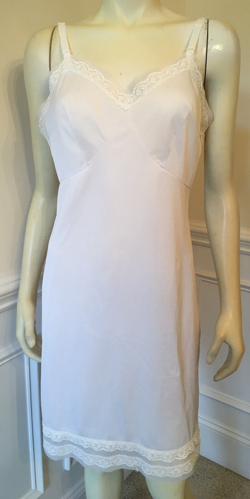 Sliperfection WN SZ 38 WHITE NYLON FULL SLIP 35” Long Sheer Nylon Cup With Lace