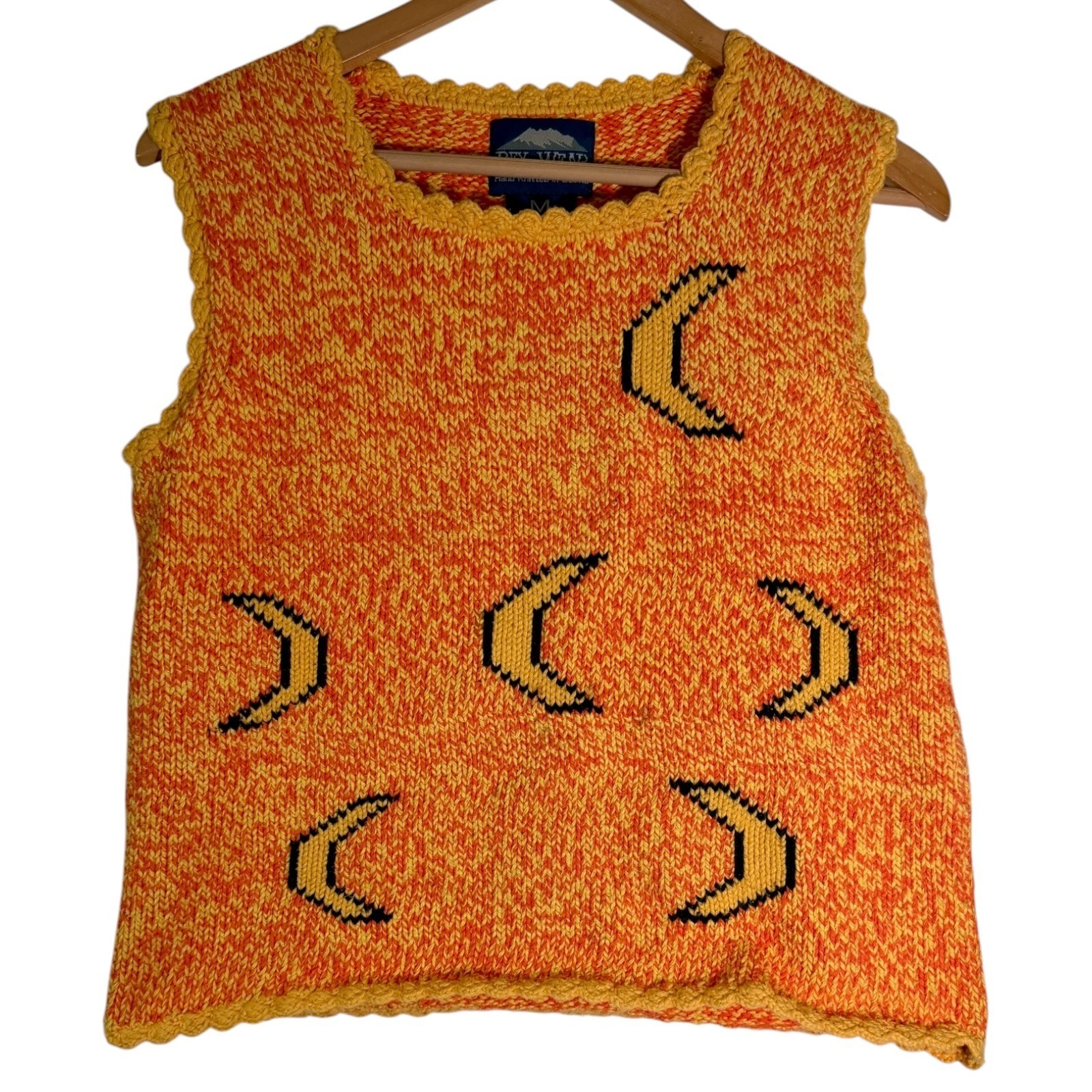 Rey Wear 90’s Women’s Hand Knitted Moon Sweater Vest Orange Medium