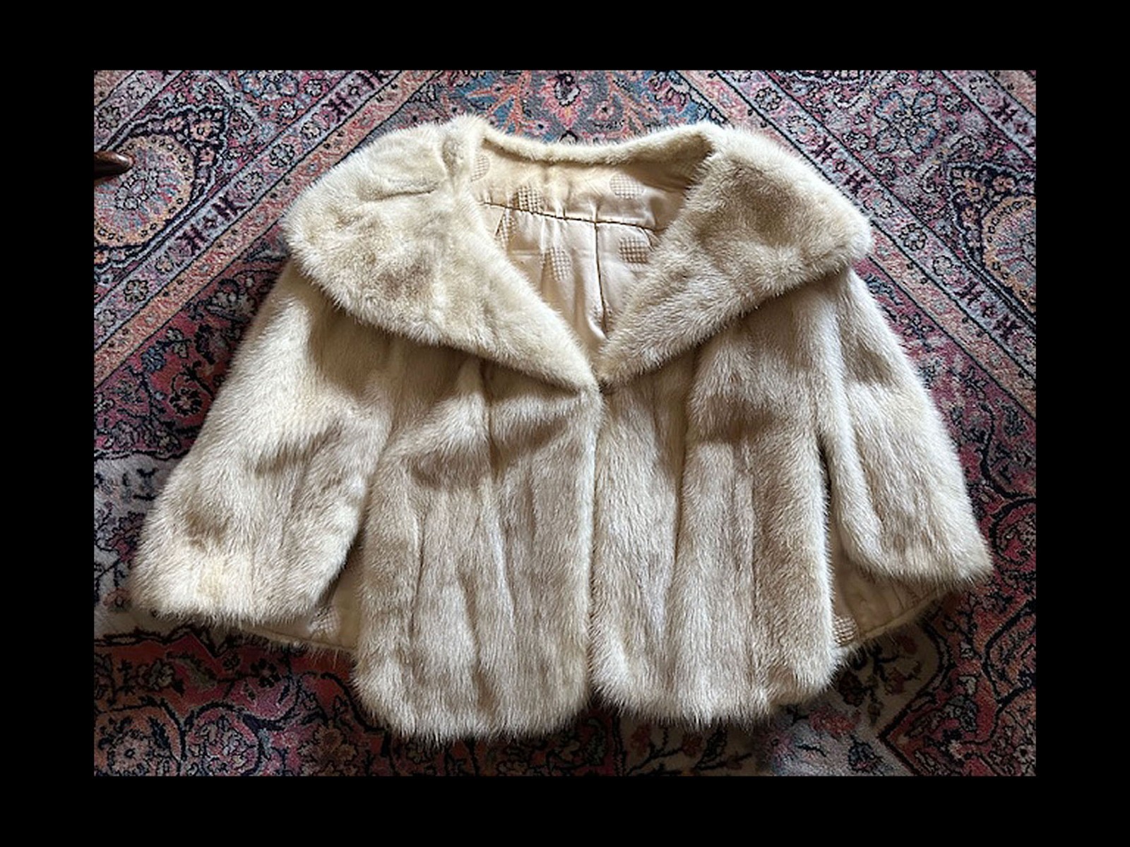 Vintage Natural Pale Beige / Blond Emba Mink Fur Cape Shawl Coat Shiny Soft