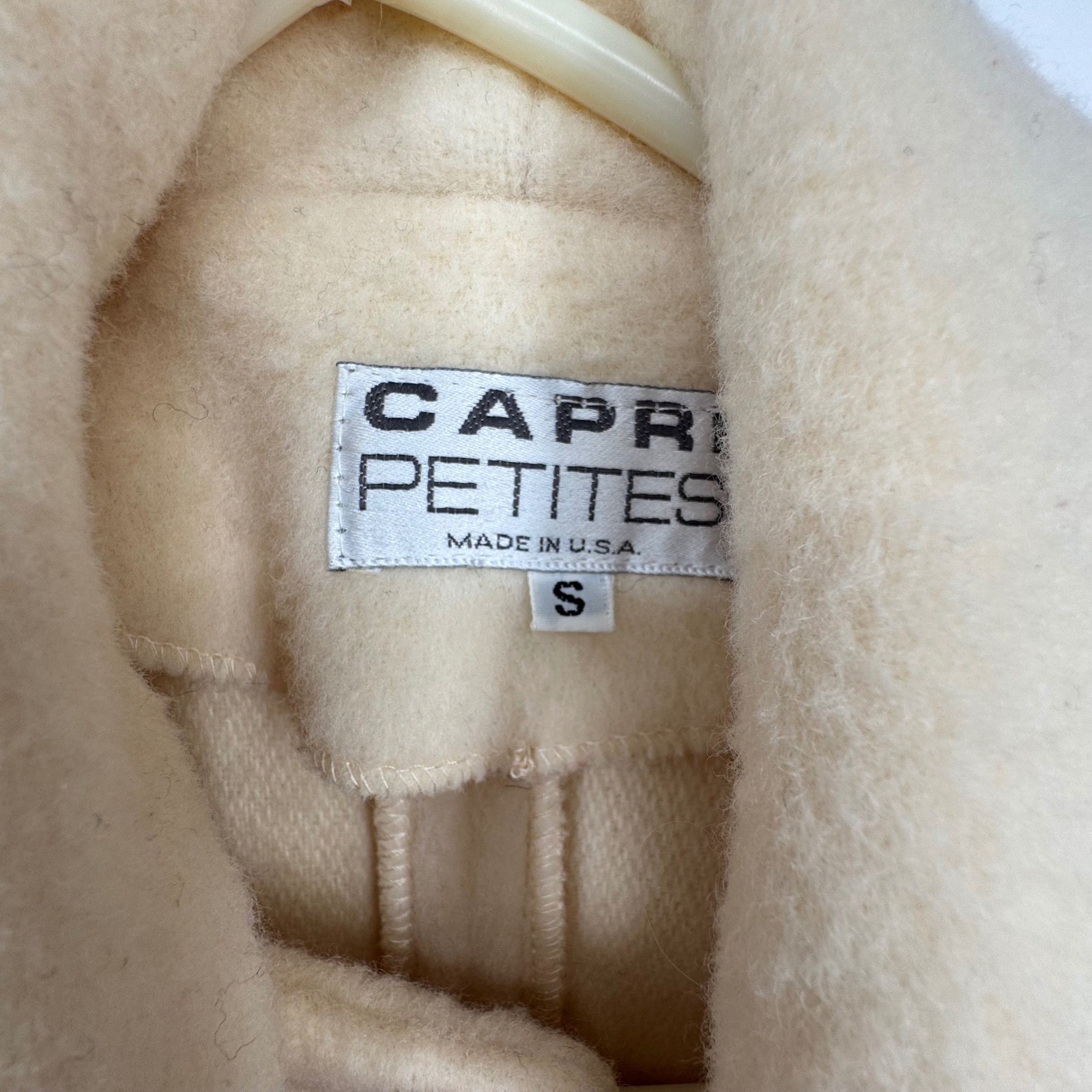 Capri Petites Vintage Pure Wool Long Coat Ivory with Real Fur Scarf Accent S