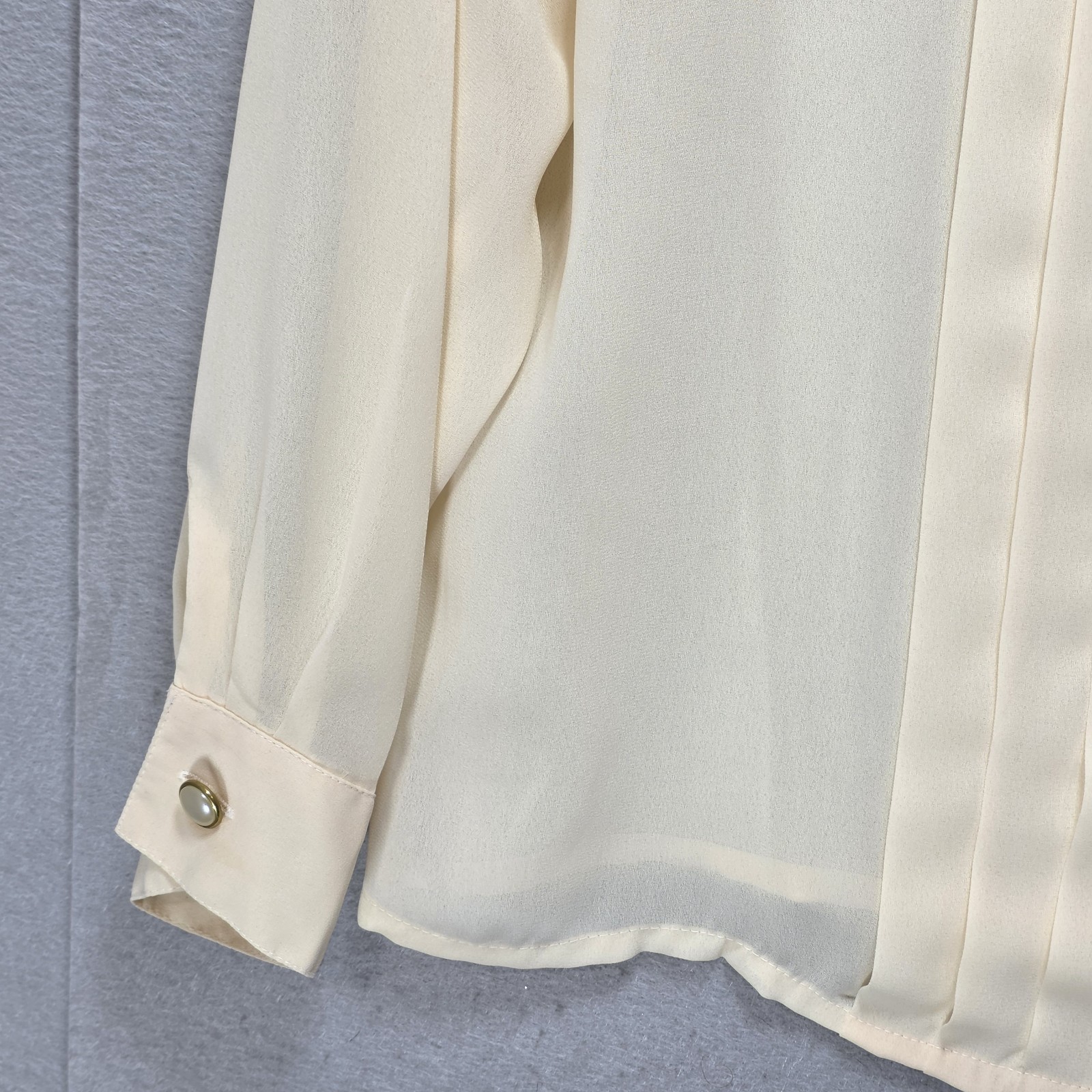 Vtg Hasting and Smith Sheer Blouse Womens 10P Secretary Pearls Yellow Proper 80s