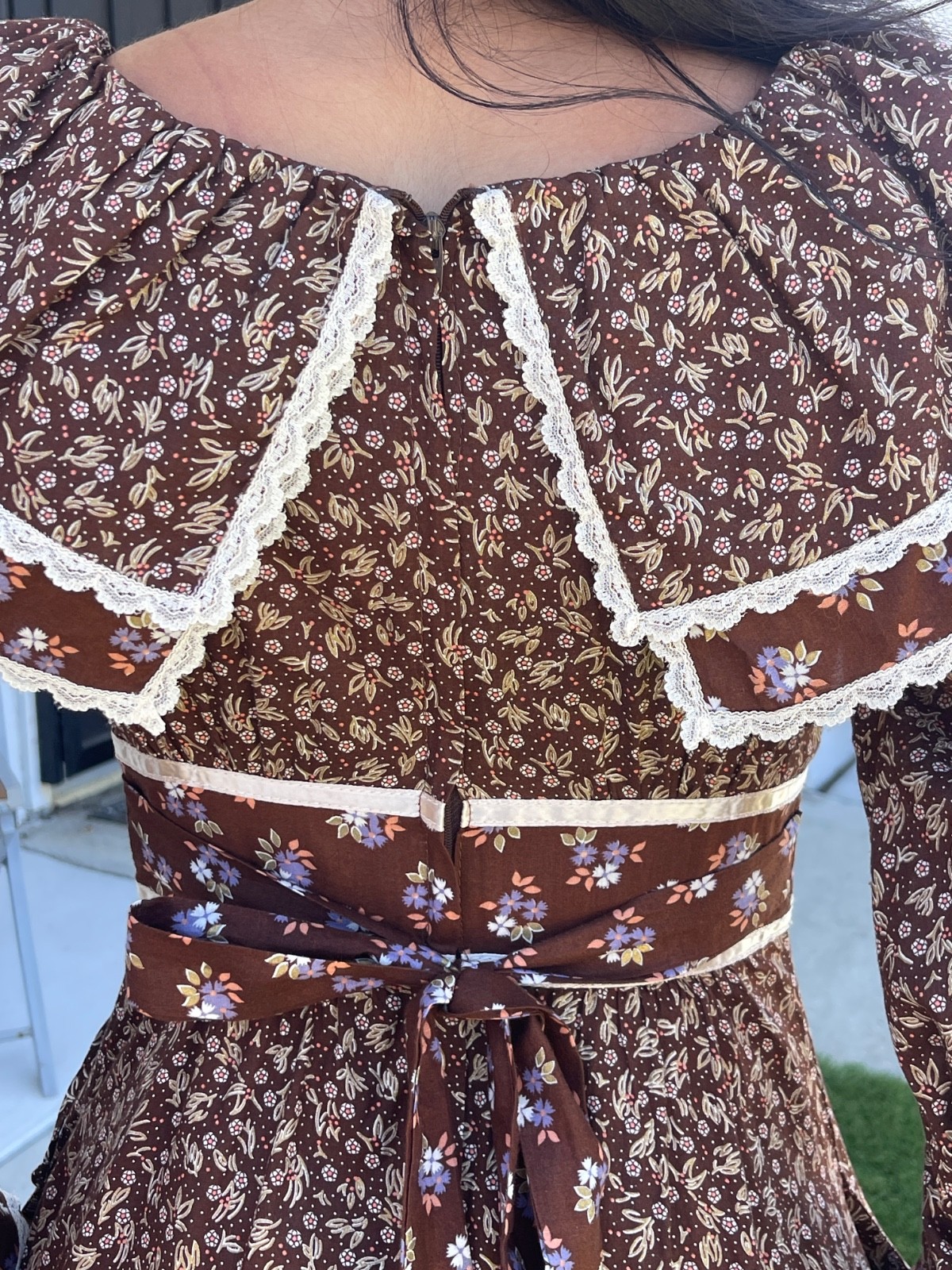 Vtg 1970s Gunne Sax Style Brown Calico Prairie Dress Ruffle Midi Small~Tag Cut