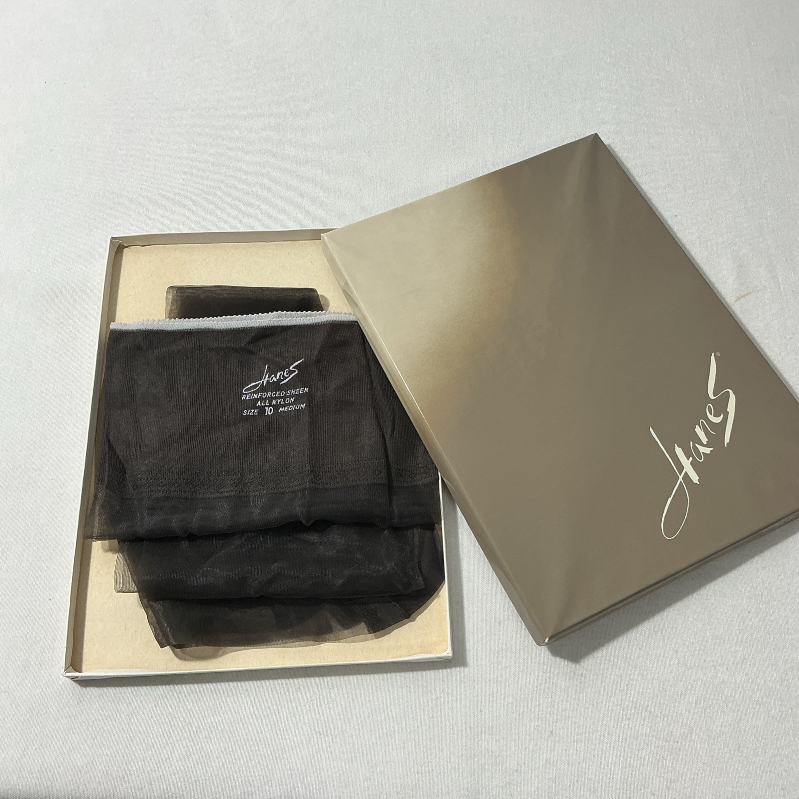 Hanes 415M 10M 1 Pair Stocking Barely Black Walking Sheer RHT VTG.