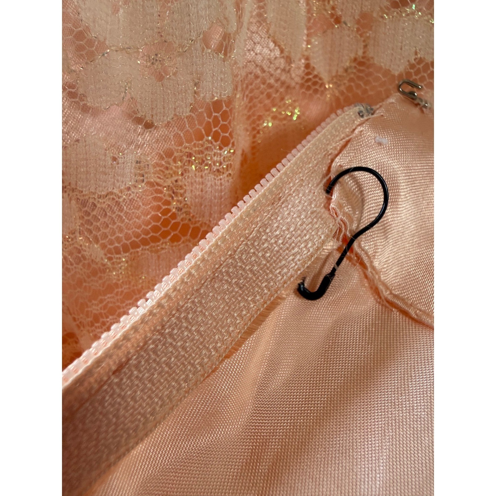 Vintage Peach Lace Maxi Dress Gold Metallic Flutter Sleeve Formal Gown Apricot