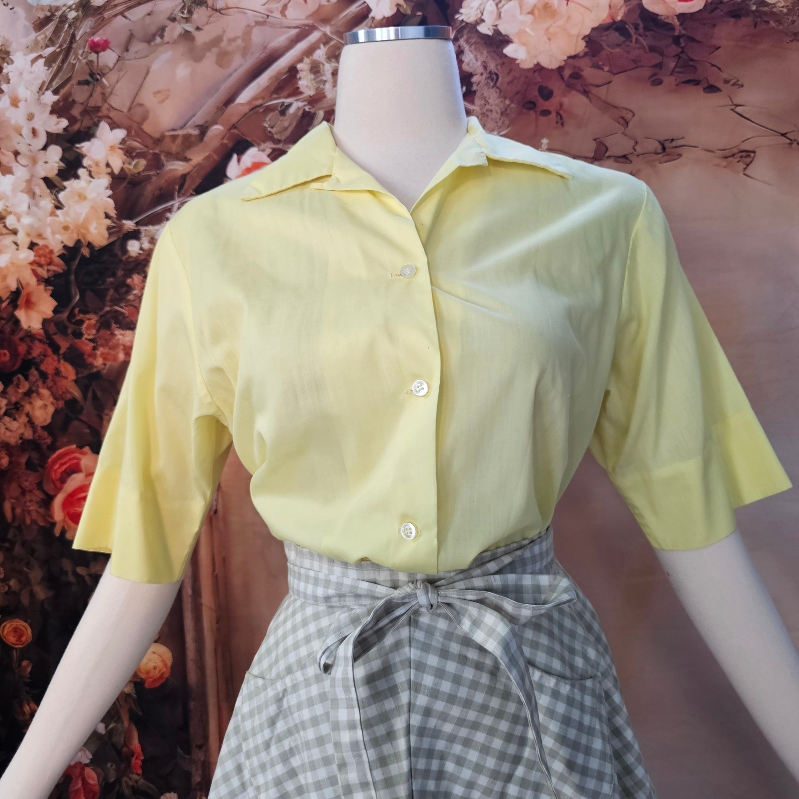 Vintage 1960s Yellow Button Down Blouse Short Sleeve Dacron Cotton Shirt Size 38