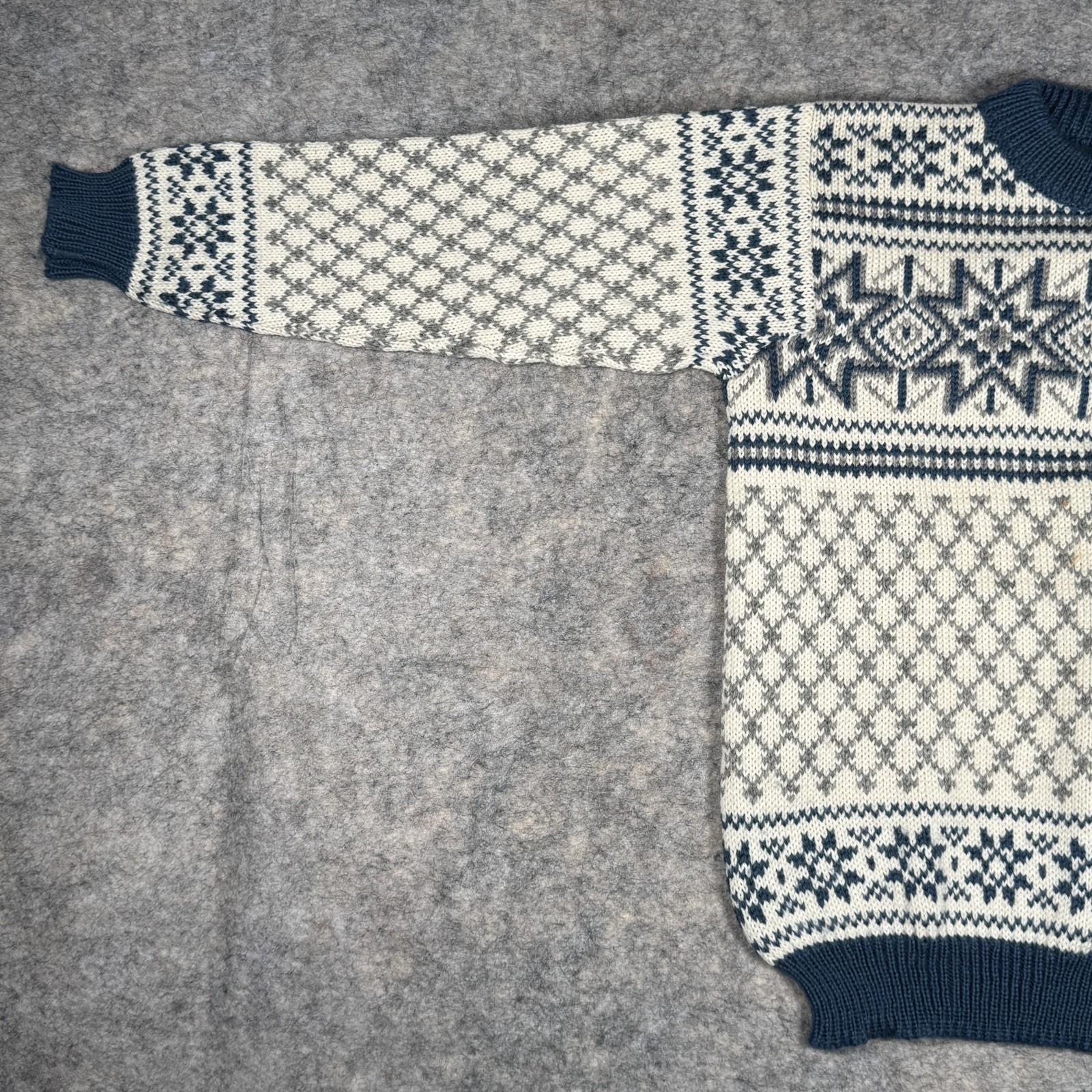 Vintage Dale Of Norway Sweater Womens Size S 100% Wool Holidays Great Condition