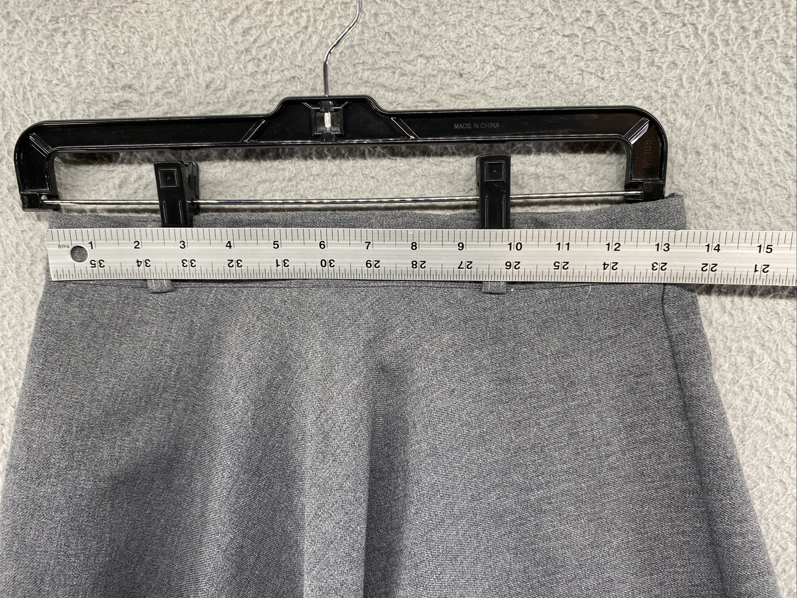 Vintage Sears The Fashion Place Gray Flare Skirt in Women’s Size 14