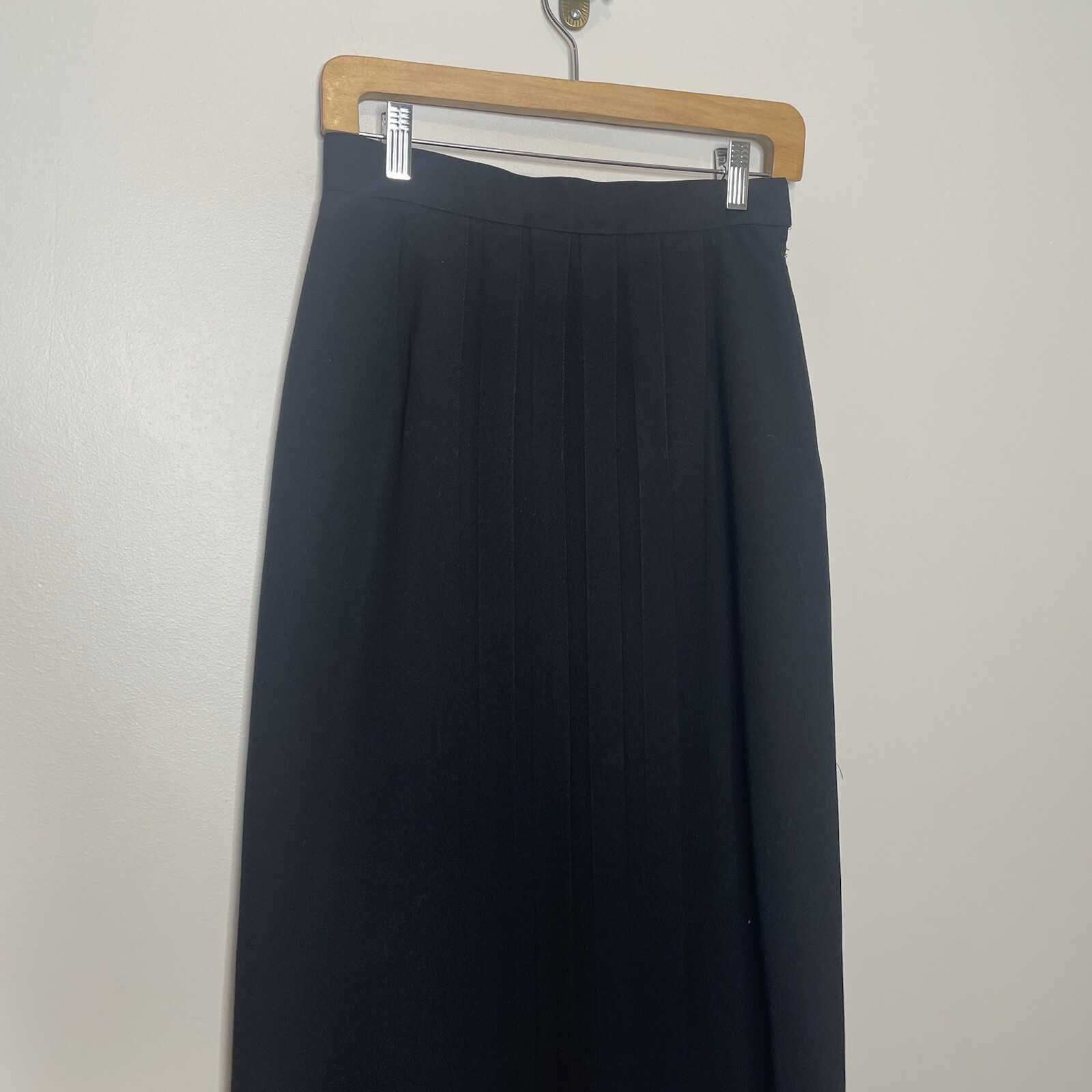 Vintage 80’s David Brooks Black Worsted Wool Pleated High Waist Midi Skirt 10