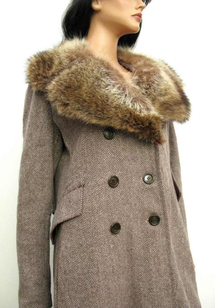 Vintage 70s Princess Trench Coat Sz M Wool Herringbone Tweed Raccoon Fur Collar