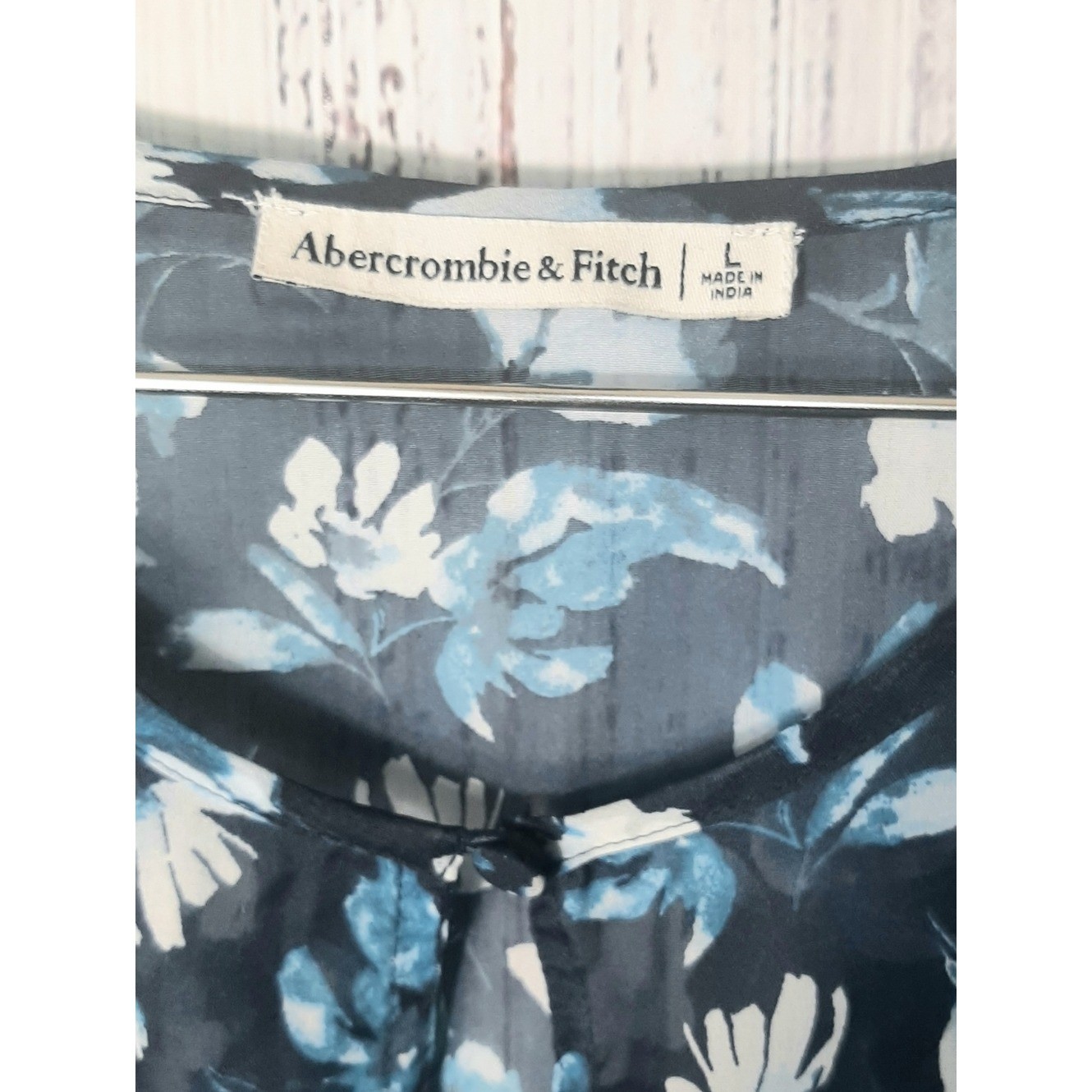 Abercrombie Blue Floral Blouse Large Romantic Cottagecore Coastal Grandmother