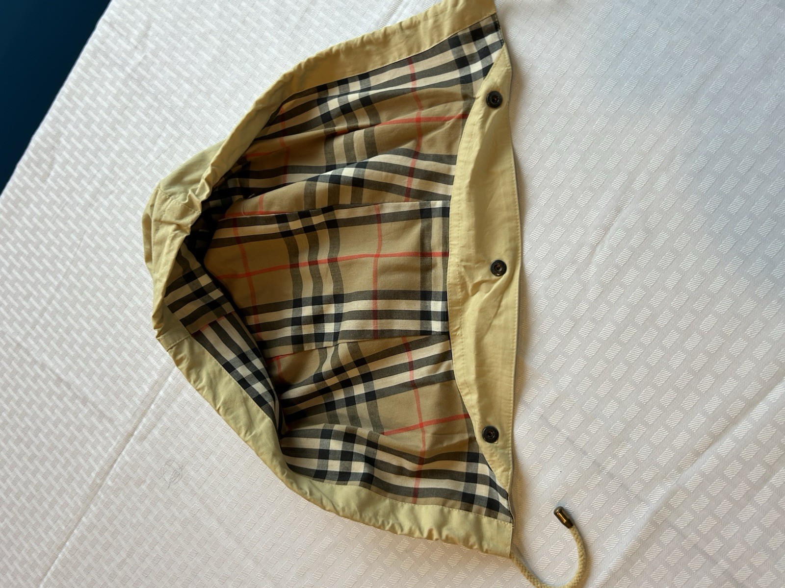 Vintage Burberry Women’s Medium Trench Rain Coat with Removable Hood