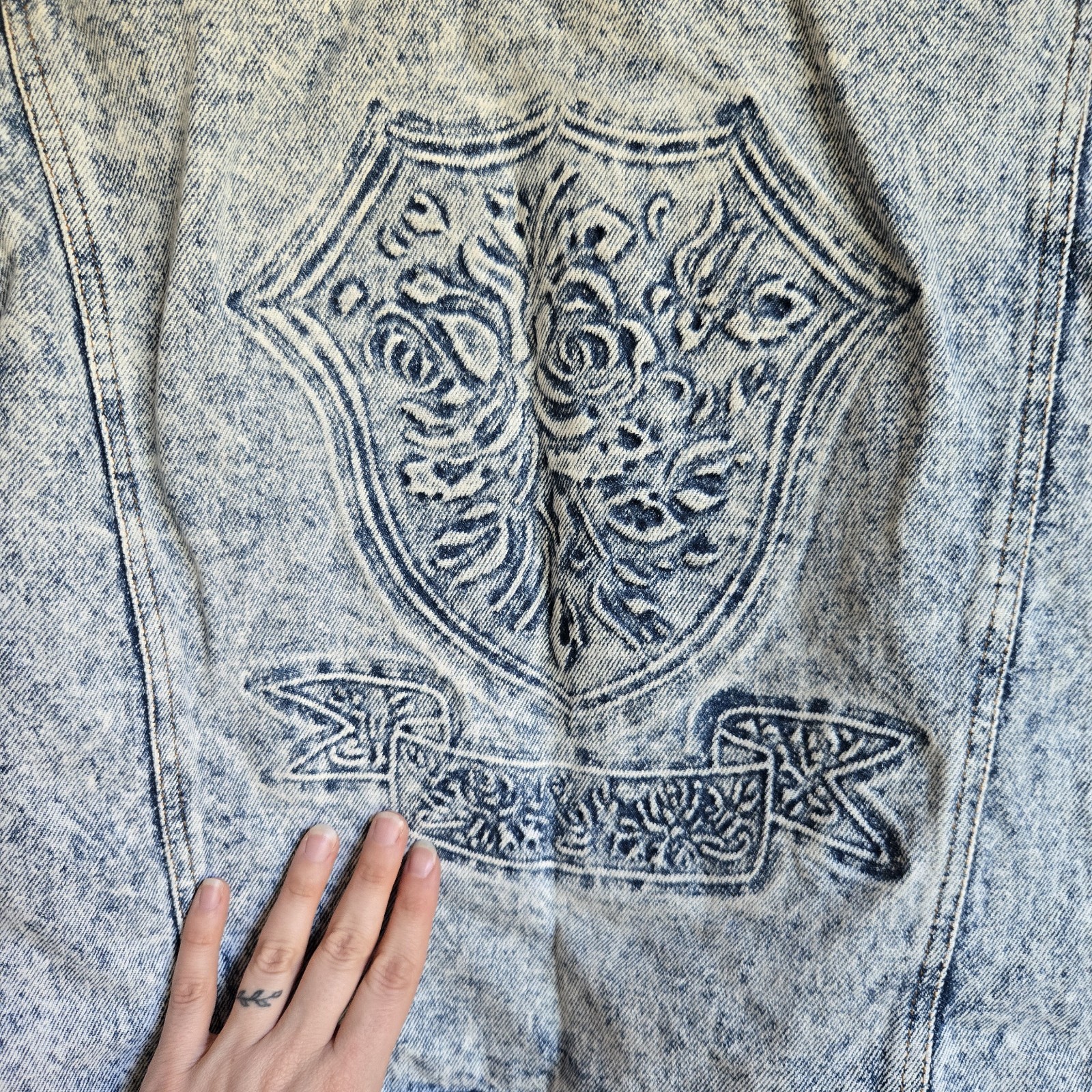 Vintage 80s Acid Wash Jean Jacket Embossed Floral Crest Denim Trucker Small / M
