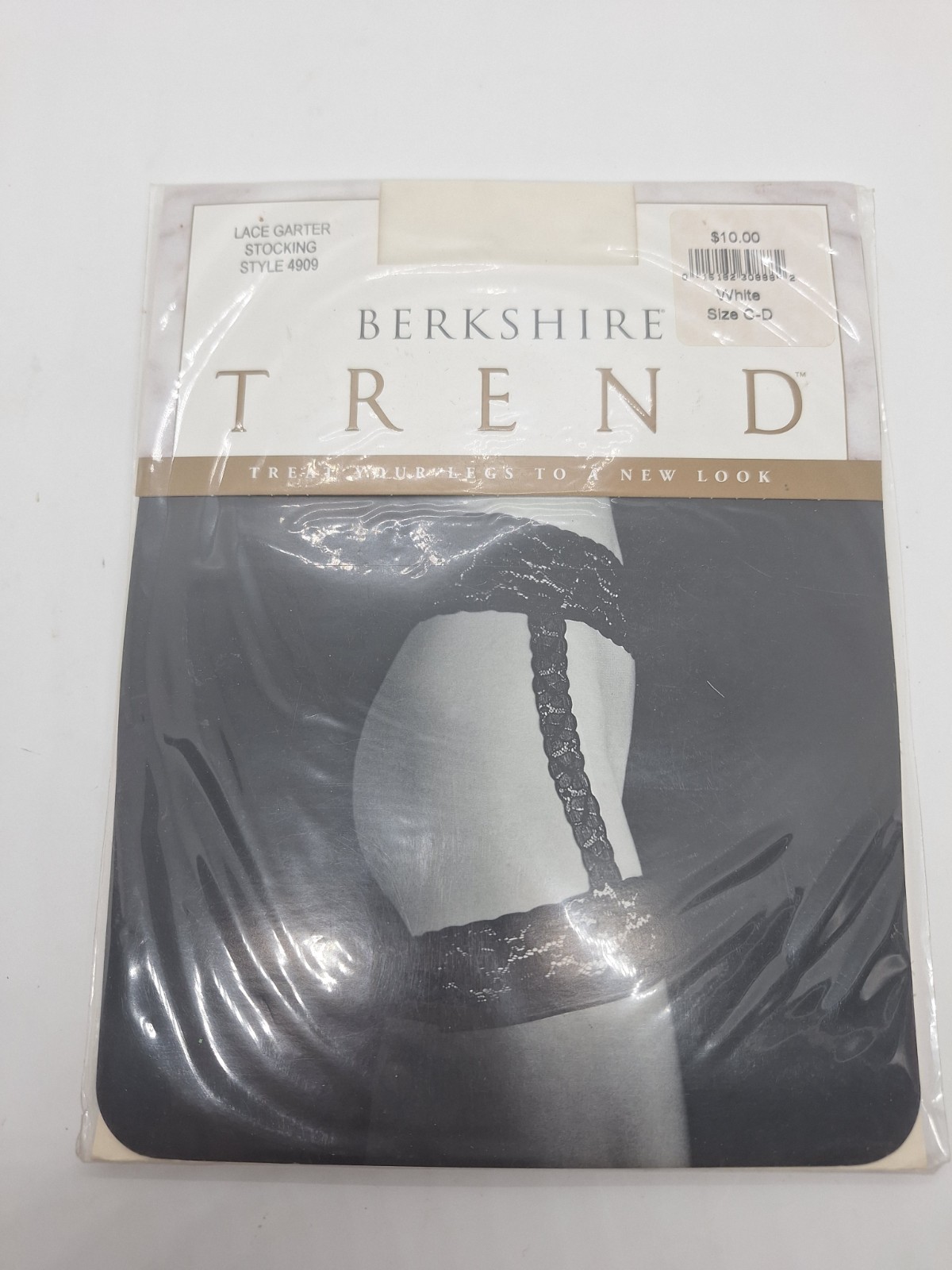 Vintage Berkshire Trend Lace Garter Stocking White Style 4909 Size C-D