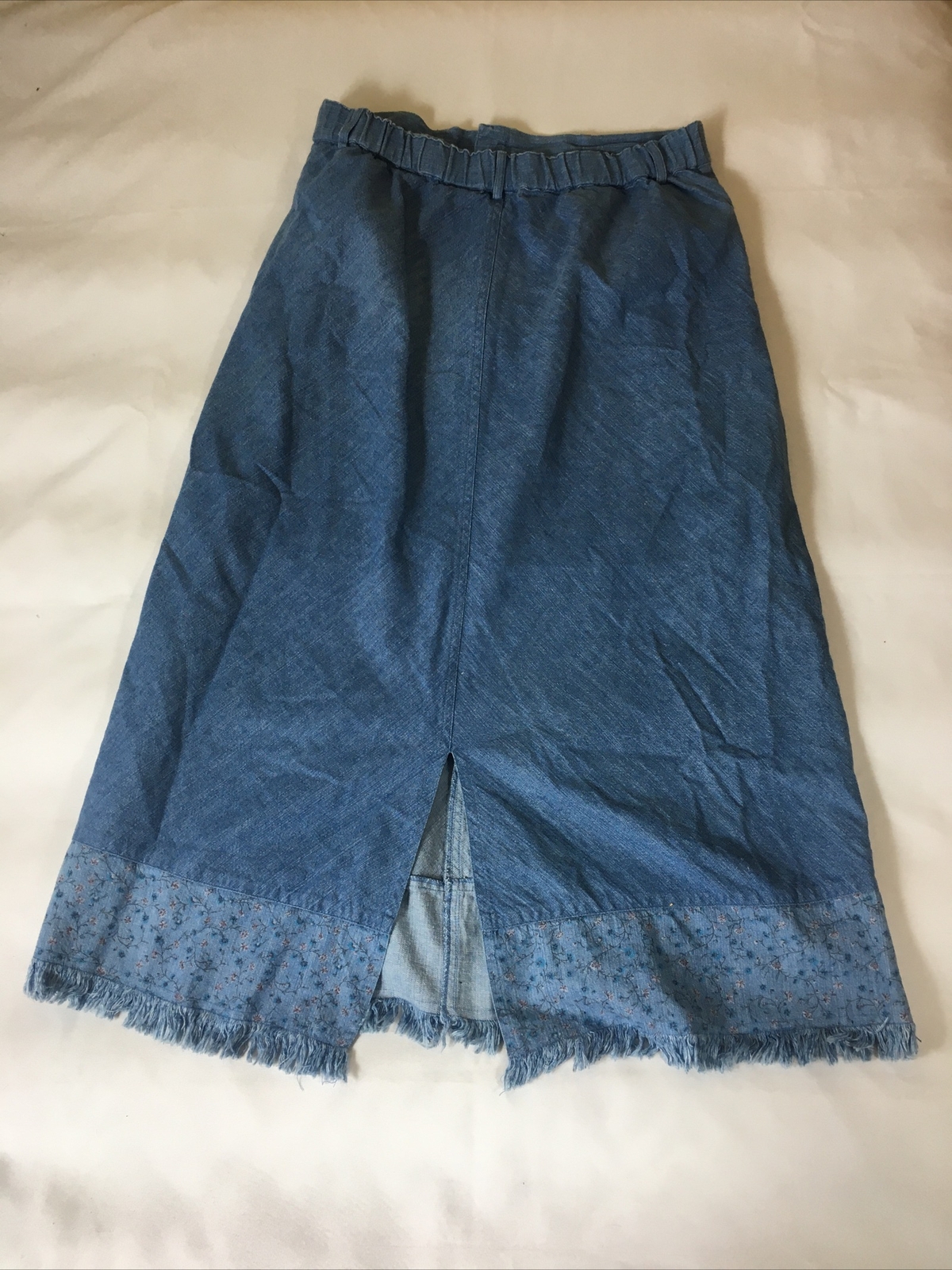 Two Twenty Womens Vintage Denim Skirt With Pockets And Raw Hem