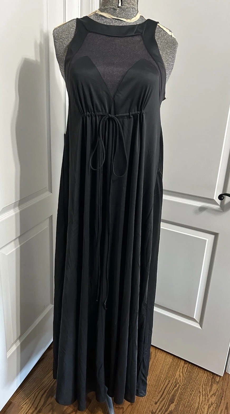 blanche by ralph montenero Black Nightgown Large Sweep Nylon Women’s Small