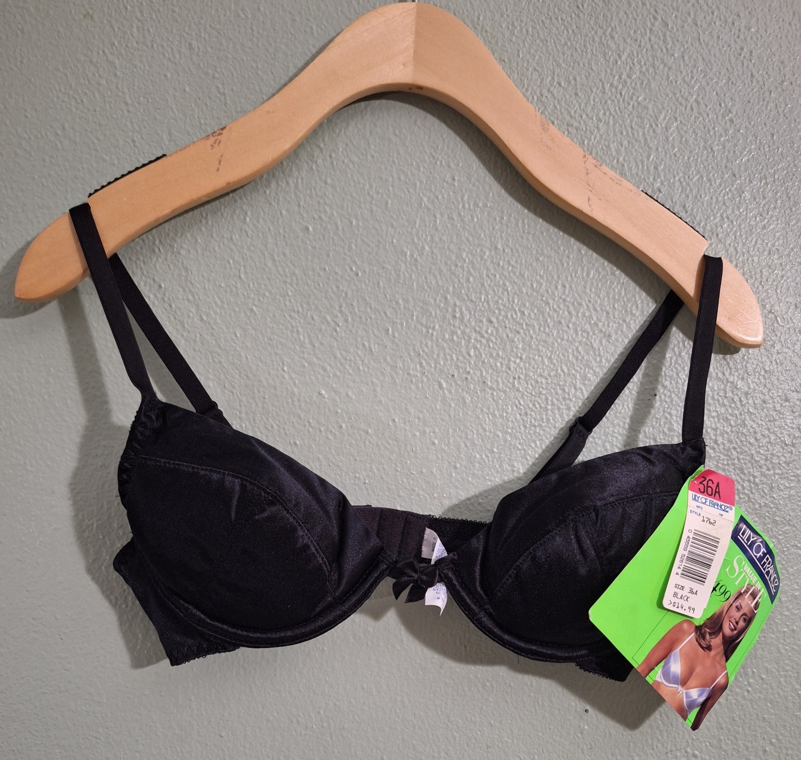 NWT VTG Lily of France Women 36A Black Satin Finish Padded Underwire Bra Elegant