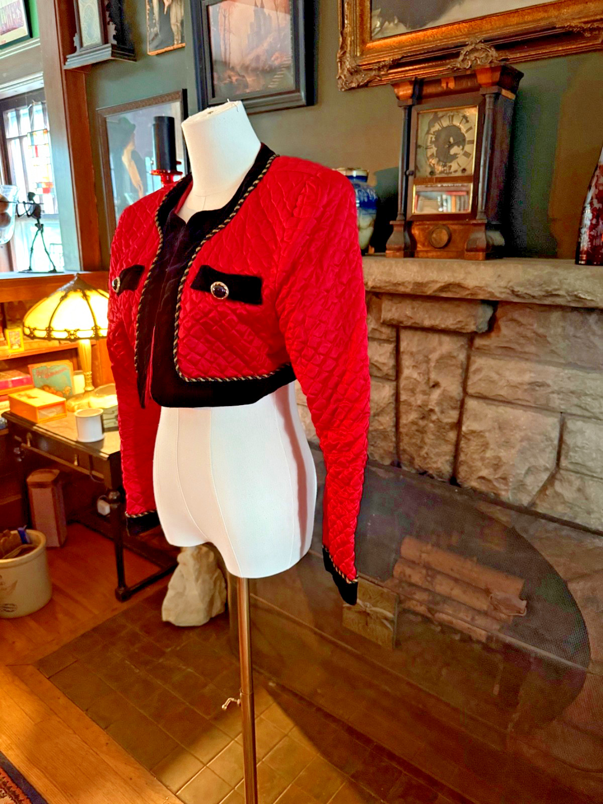 Vibrant Vintage 1980’s Karen Lucas For Niki Red Quilted Cropped Jacket S/M