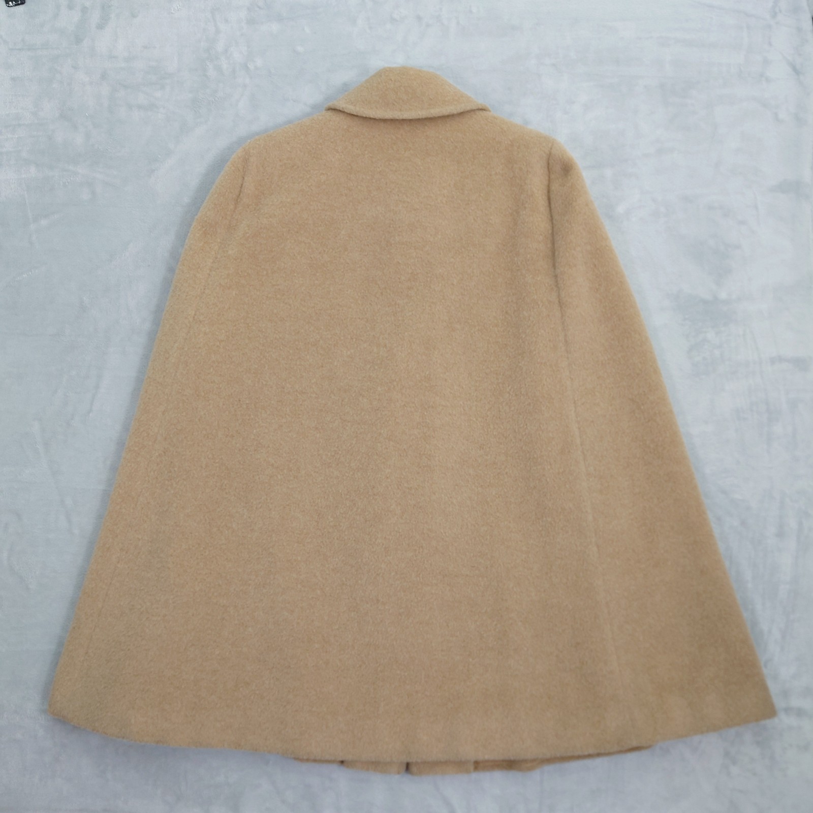Vintage Pendleton Peacoat Cape 100% Virgin Wool Camel Cream 1960s Made In USA