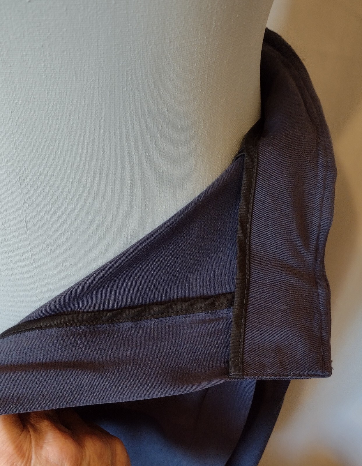 1980’s Ronaldus Shamask 2pc Pant Suit Deep Blue/Grey sz 14