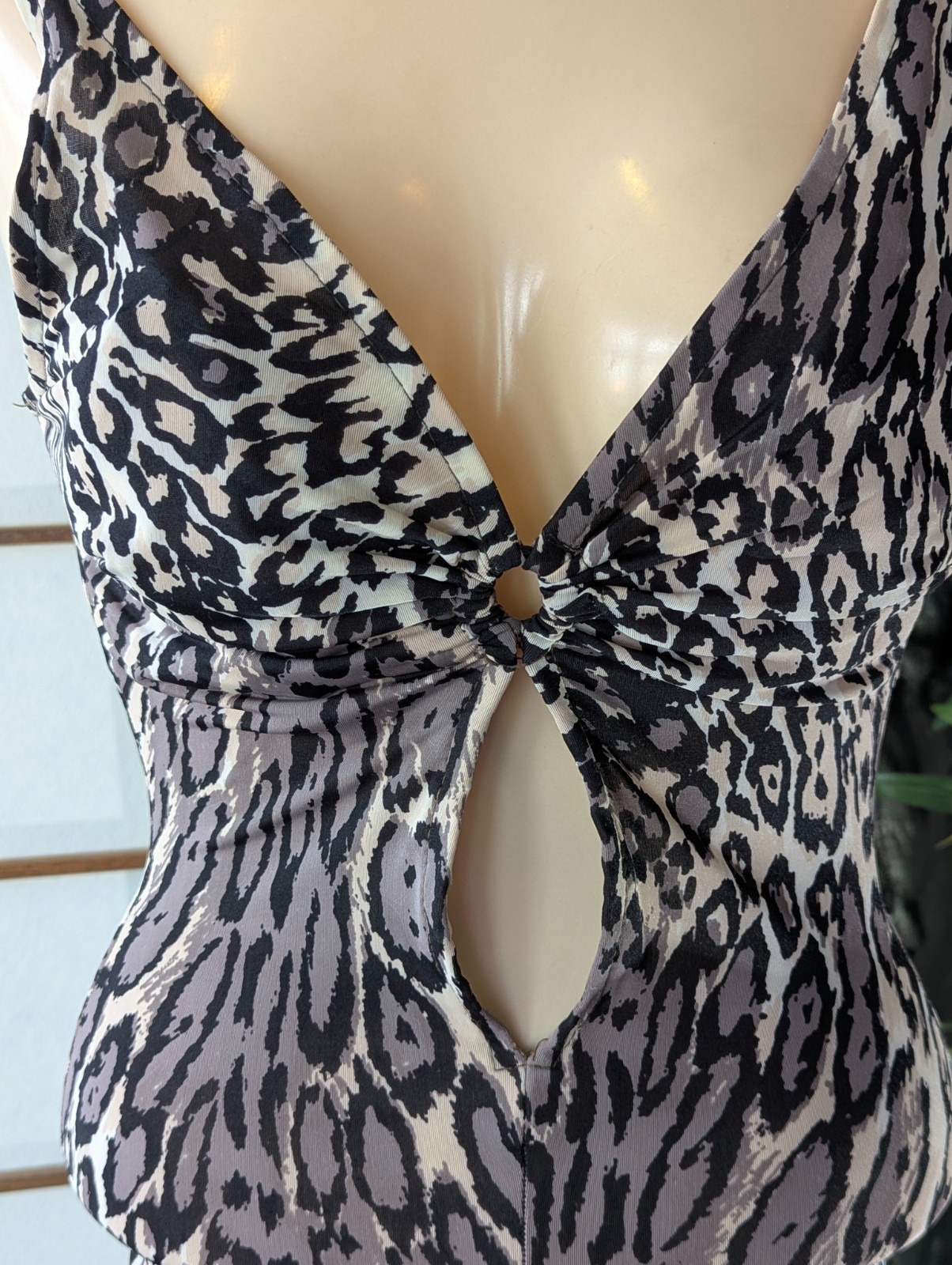 Vintage 1960s Peter Pan One Piece Leopard Animal Print Swimsuit 10/32 Cut Out