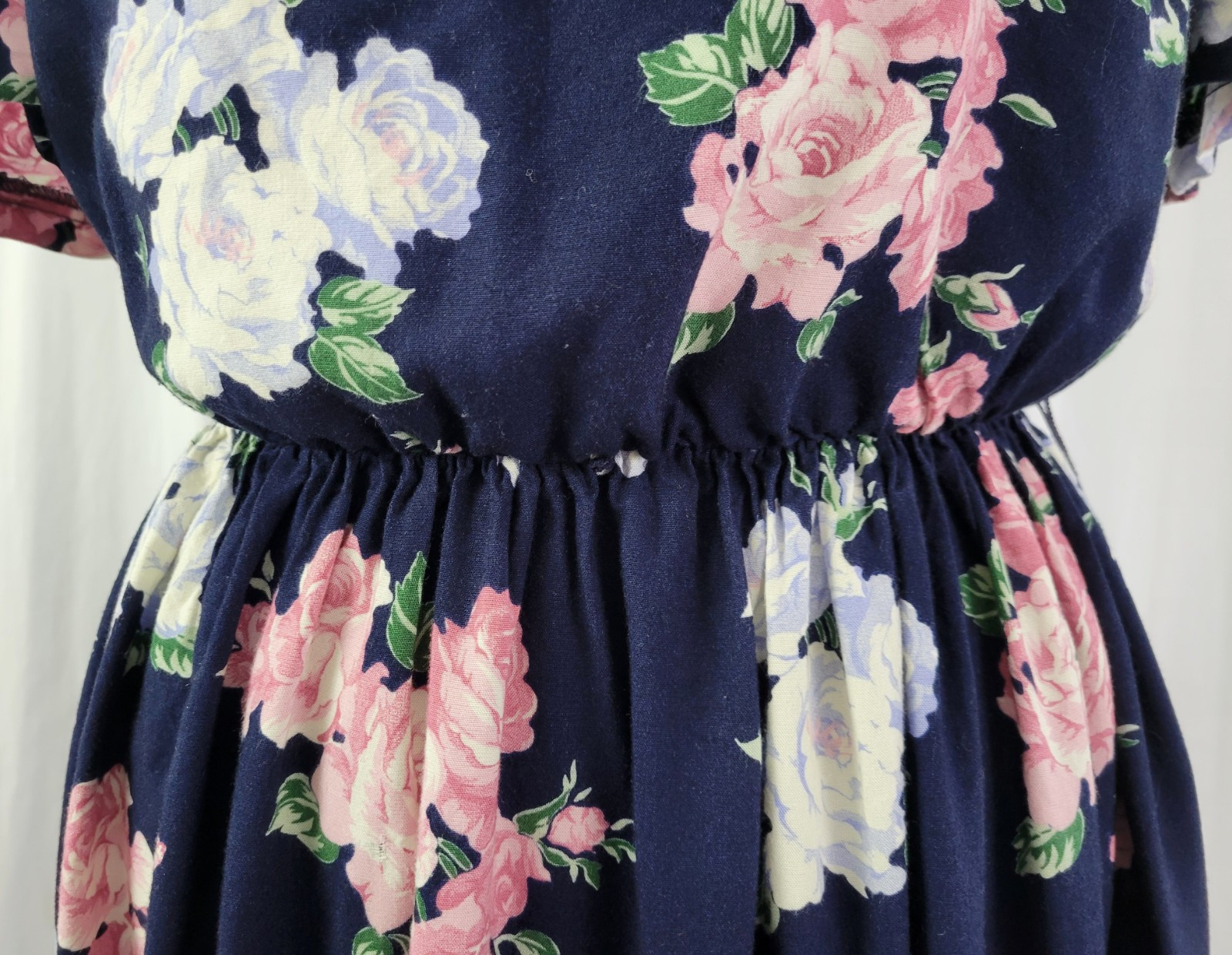 Vtg Lisa II Navy Blue Floral Blouson Dress w White Crochet Trimmed Bib Size M?