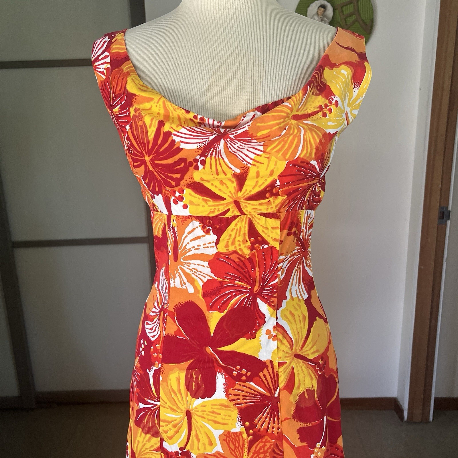 1950s Vintage Alfred Shaheen Hawaiian Maxi Wiggle Dress With Train 27w
