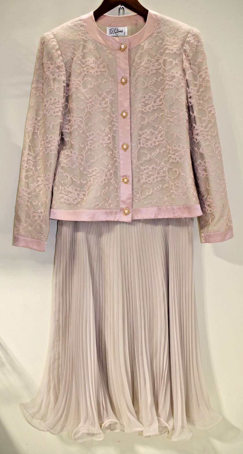 X1 Vintage Pat Richards 2 Piece Dress SUIT 12 – Mauve & Blush Lace & Chiffon