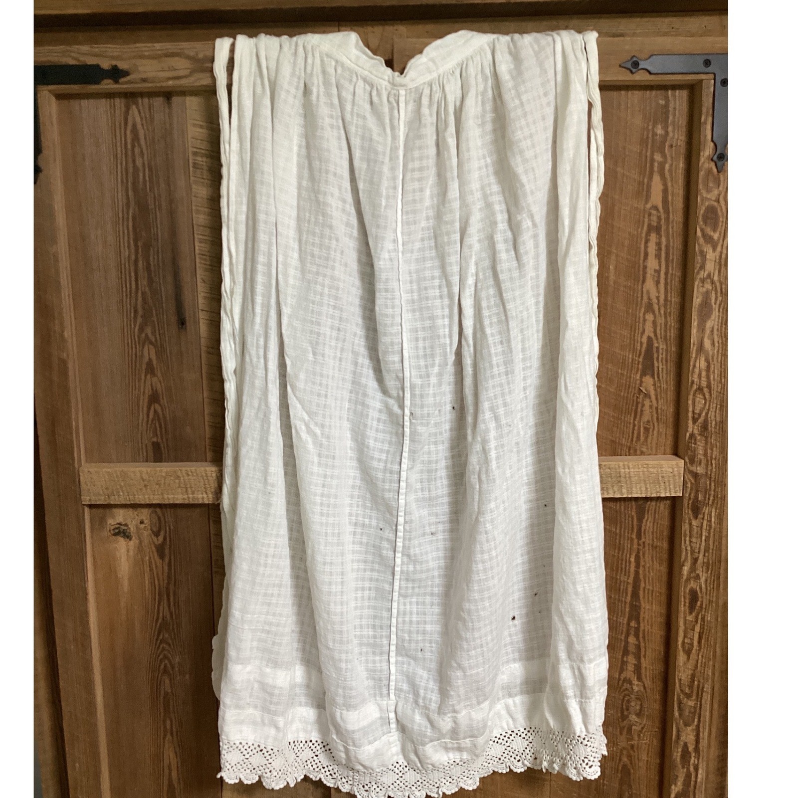 Antique White Cotton Lawn Crochet Lace Trim Grid Weave Apron Edwardian TLC