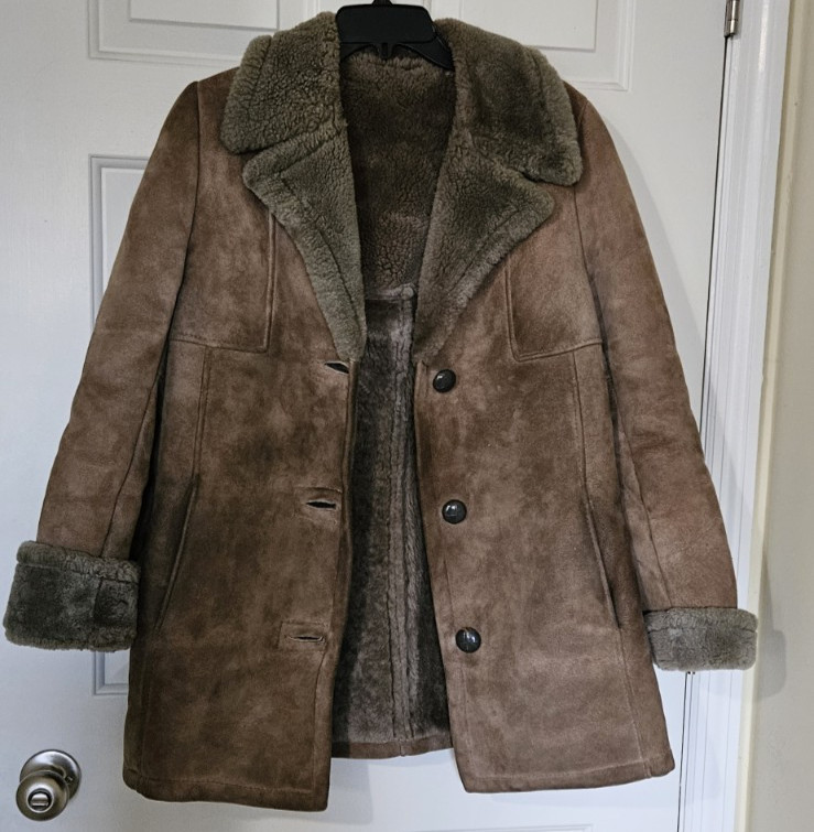 Vintage Womens Genuine Suede Shearling Sheepskin Jacket Size Small